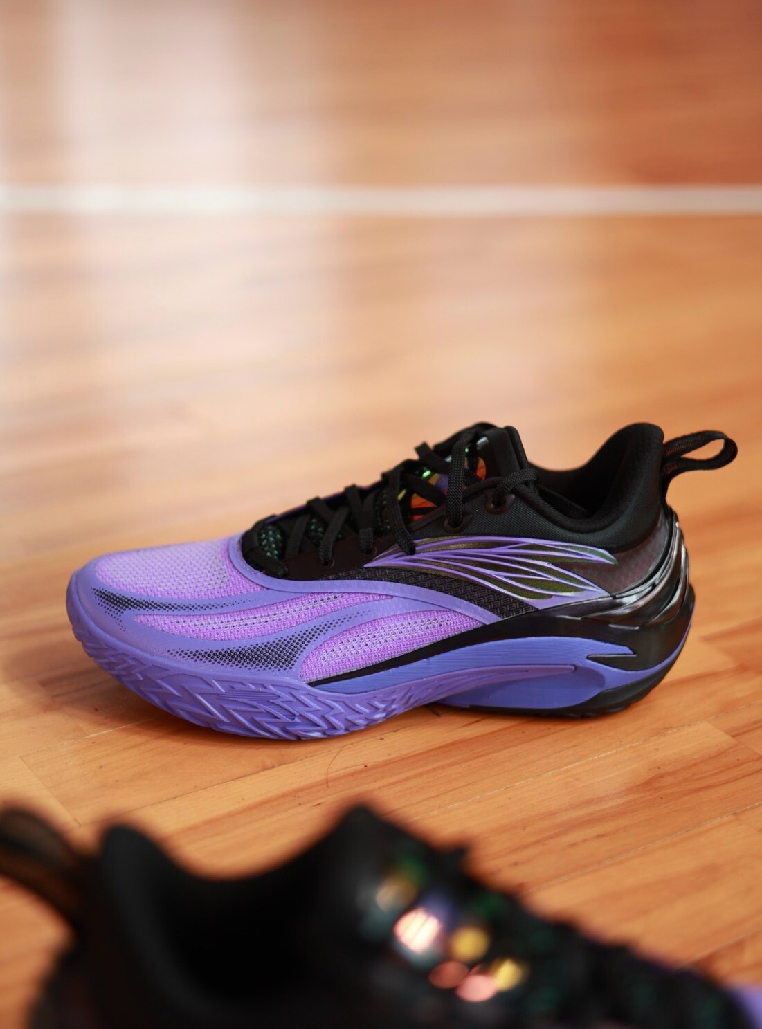 （連線代購商品）男鞋 ANTA SHOCK X 狂潮8 紫色 實戰 耐磨 籃球鞋【112631111-4】