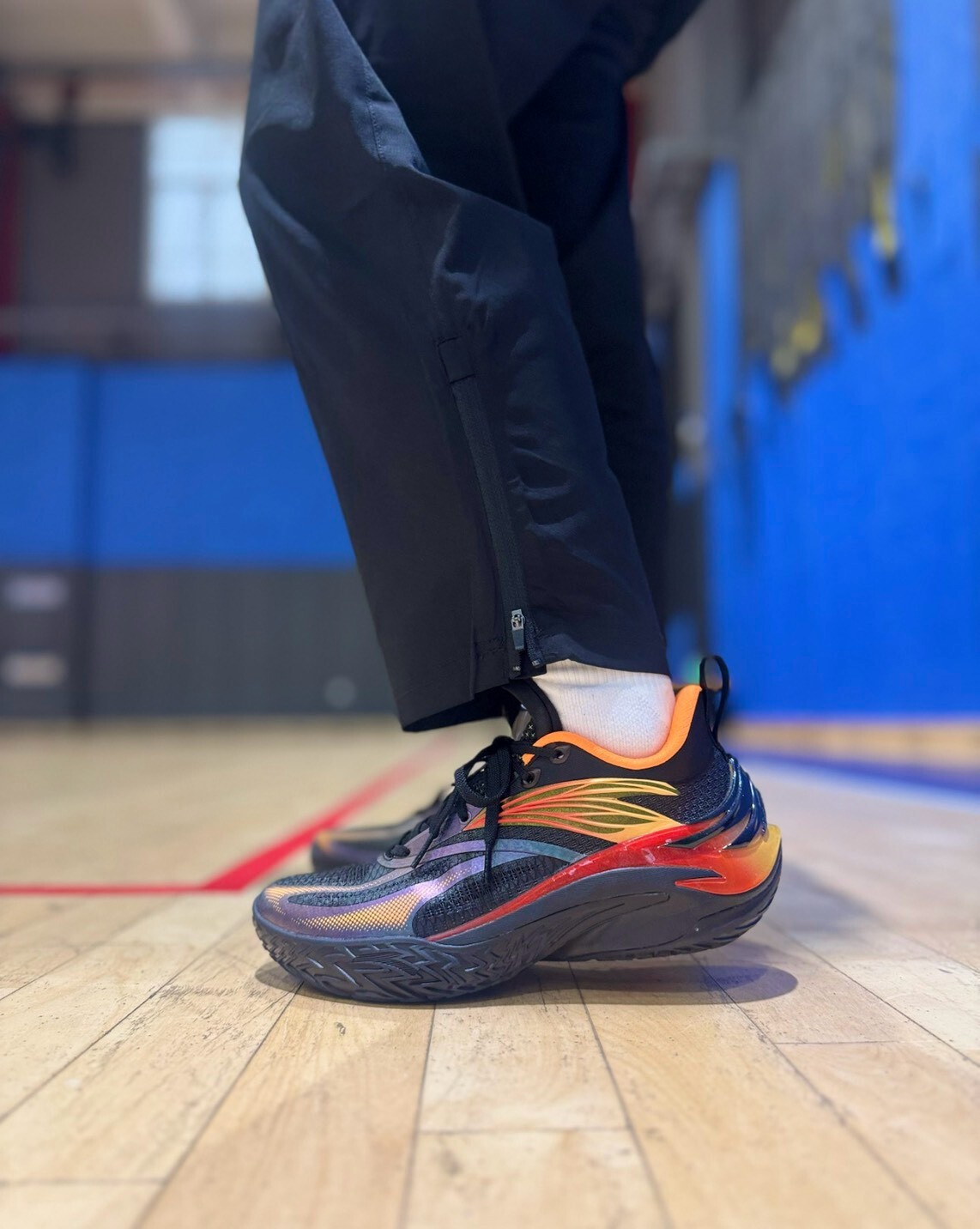 （連線代購商品）男鞋 ANTA SHOCK X 狂潮8 黑橘 黑灰橘 火焰 實戰 耐磨 籃球鞋【112631111-2】