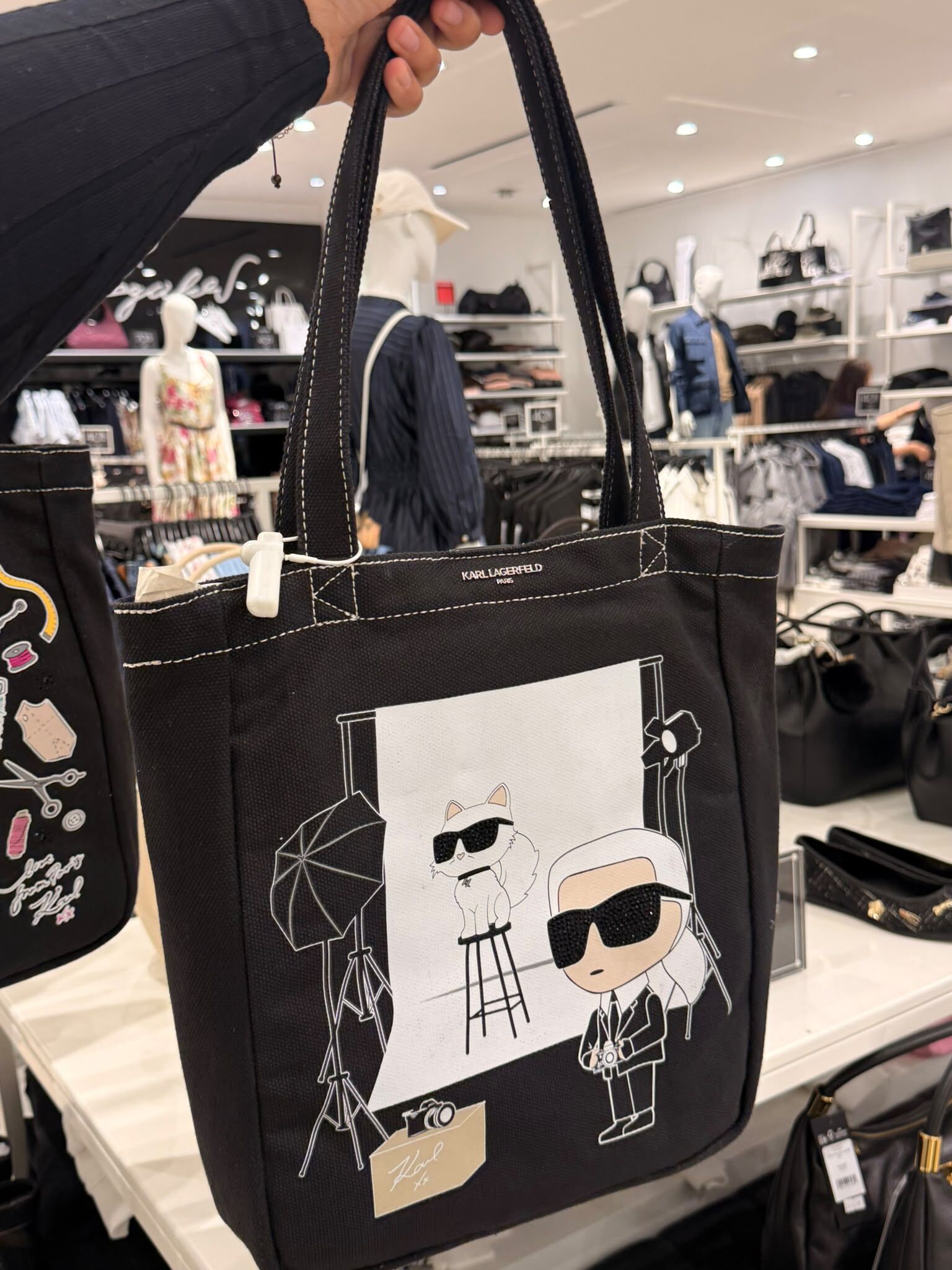 Karl Lagerfeld 薄身Tote Bag (影楼-黑) KL62