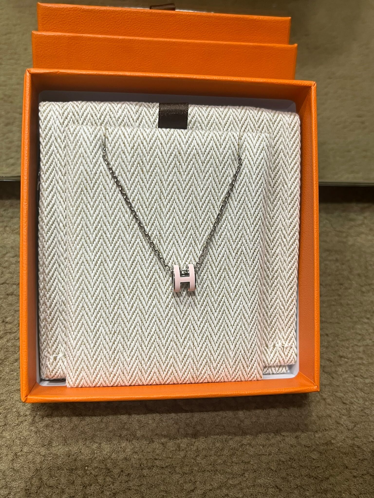 Mini pop H necklace 85 rose dragee CK