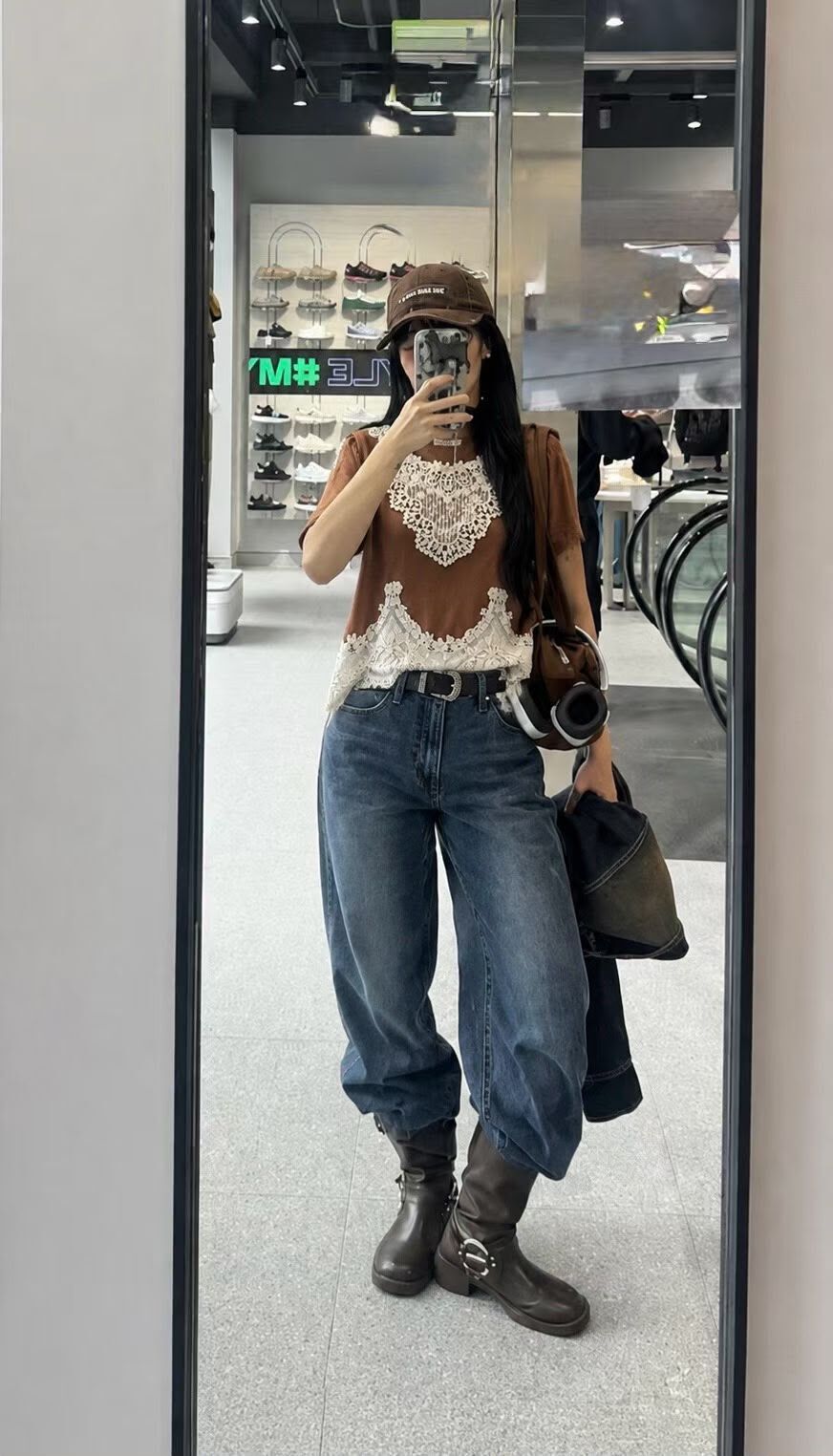 KK56 上下lace tee