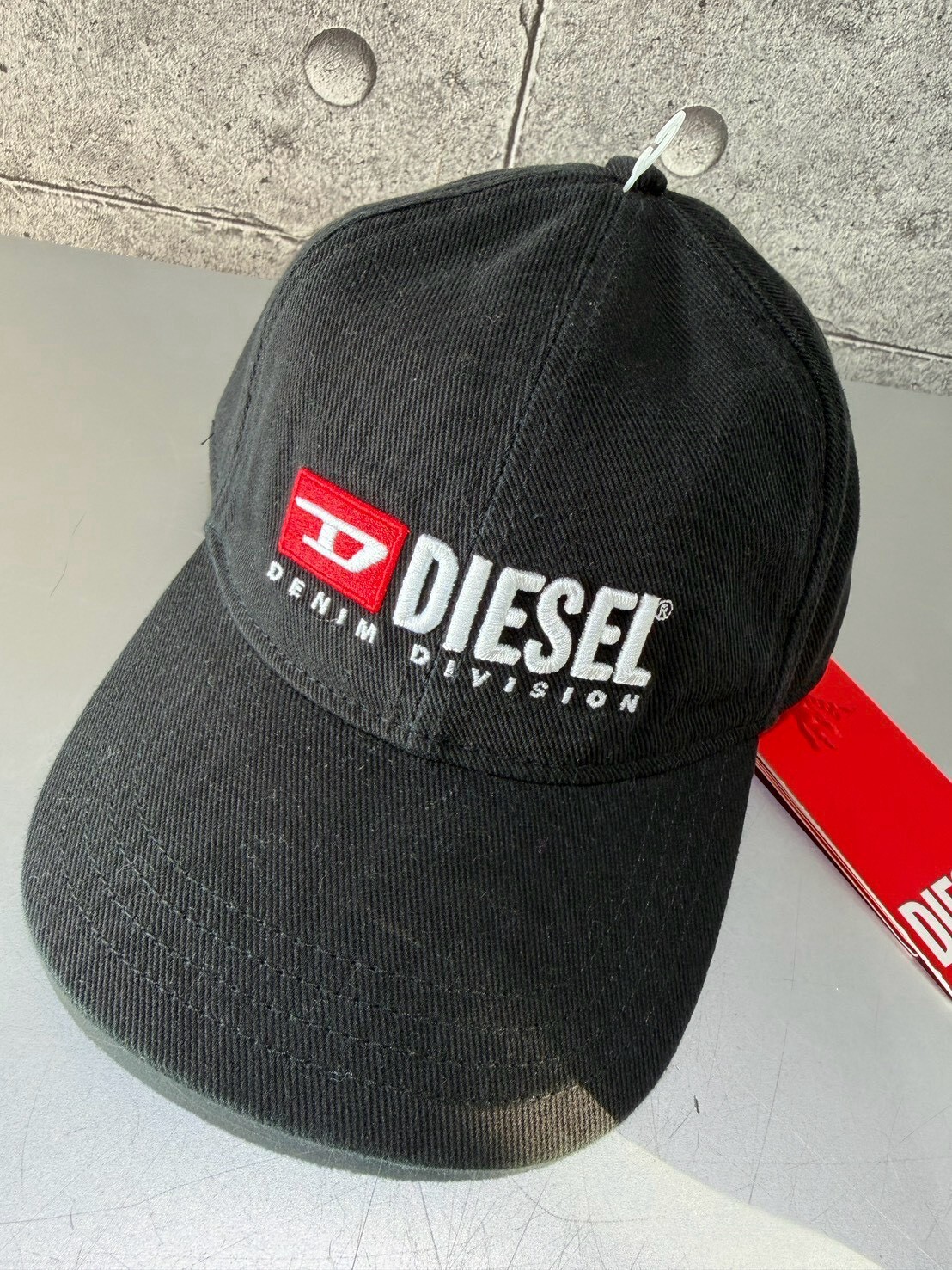 DIESEL 經典刺繡字體Logo黑色老帽
