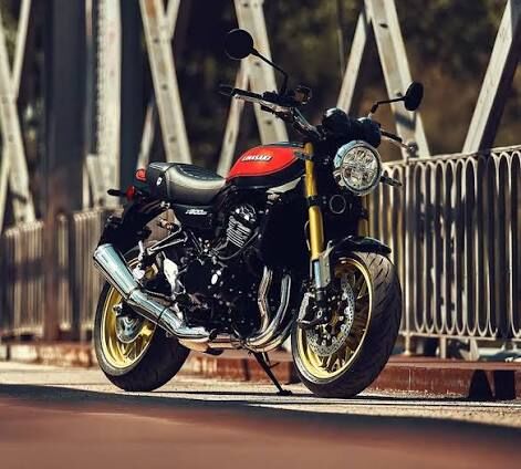 2026 KAWASAKI Z900RS SE