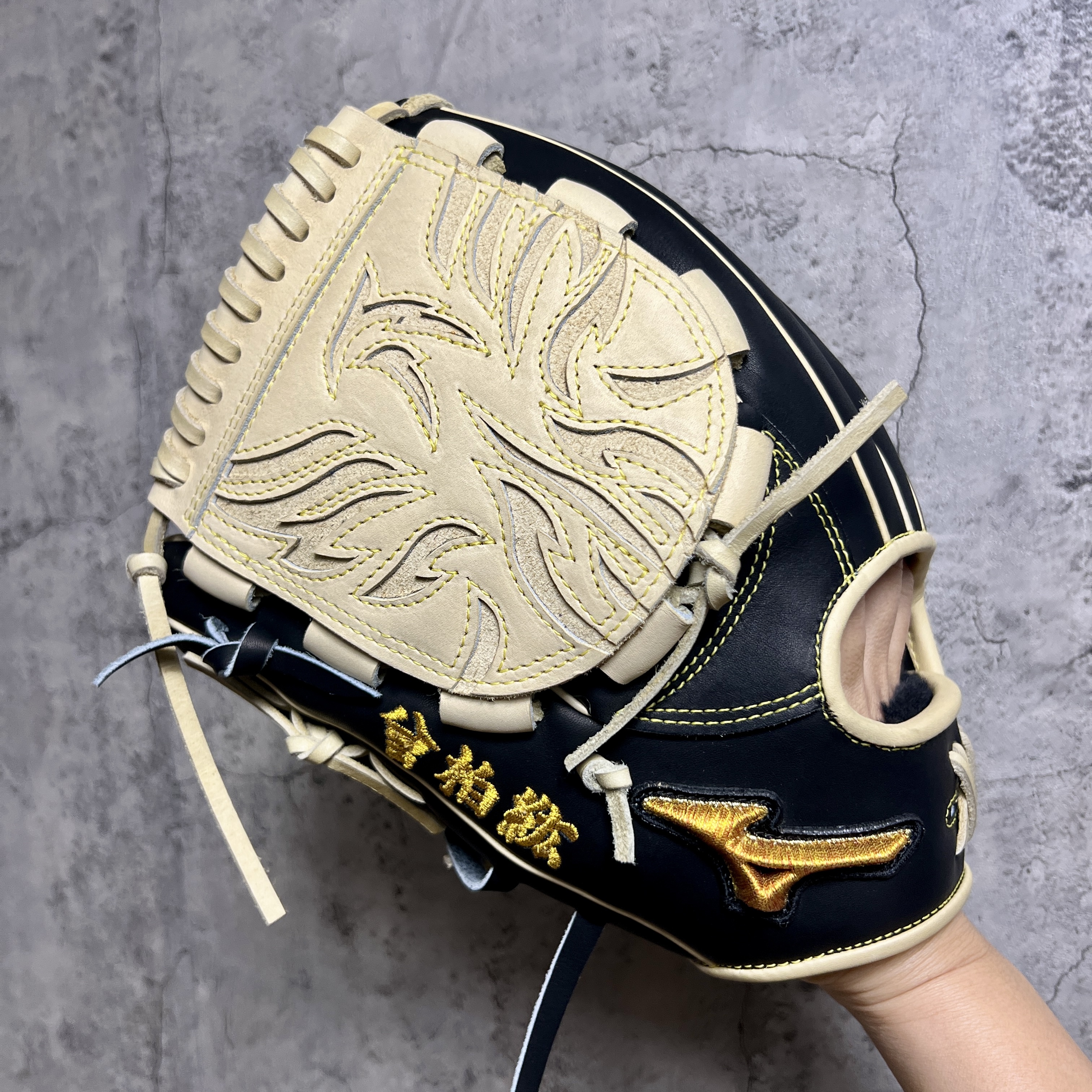 【照片分享】MIZUNO mizuno pro 硬式投手 1AJGH74050 投⼿AXI(2)モデル投⼿型②