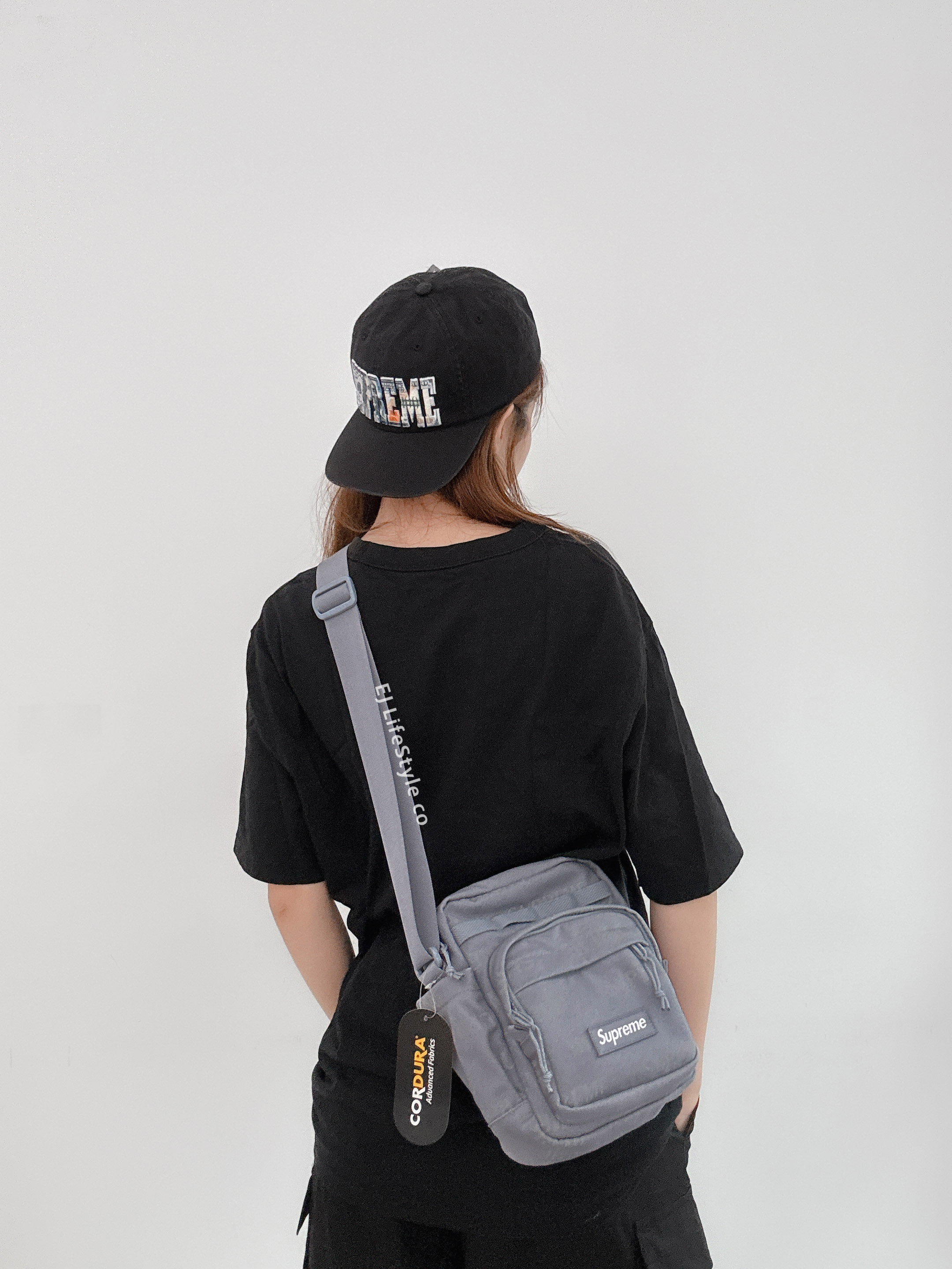 🇯🇵 SUPREME 26FW Shoulder Bag CORDURA® 滿版字體 反光 LOGO 側背包 / 現貨