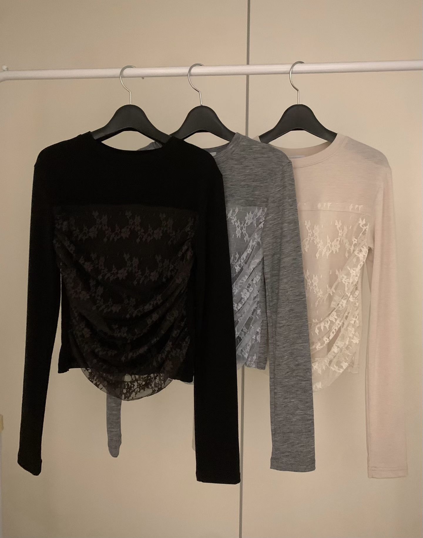 VB2609 Jude Lace Top