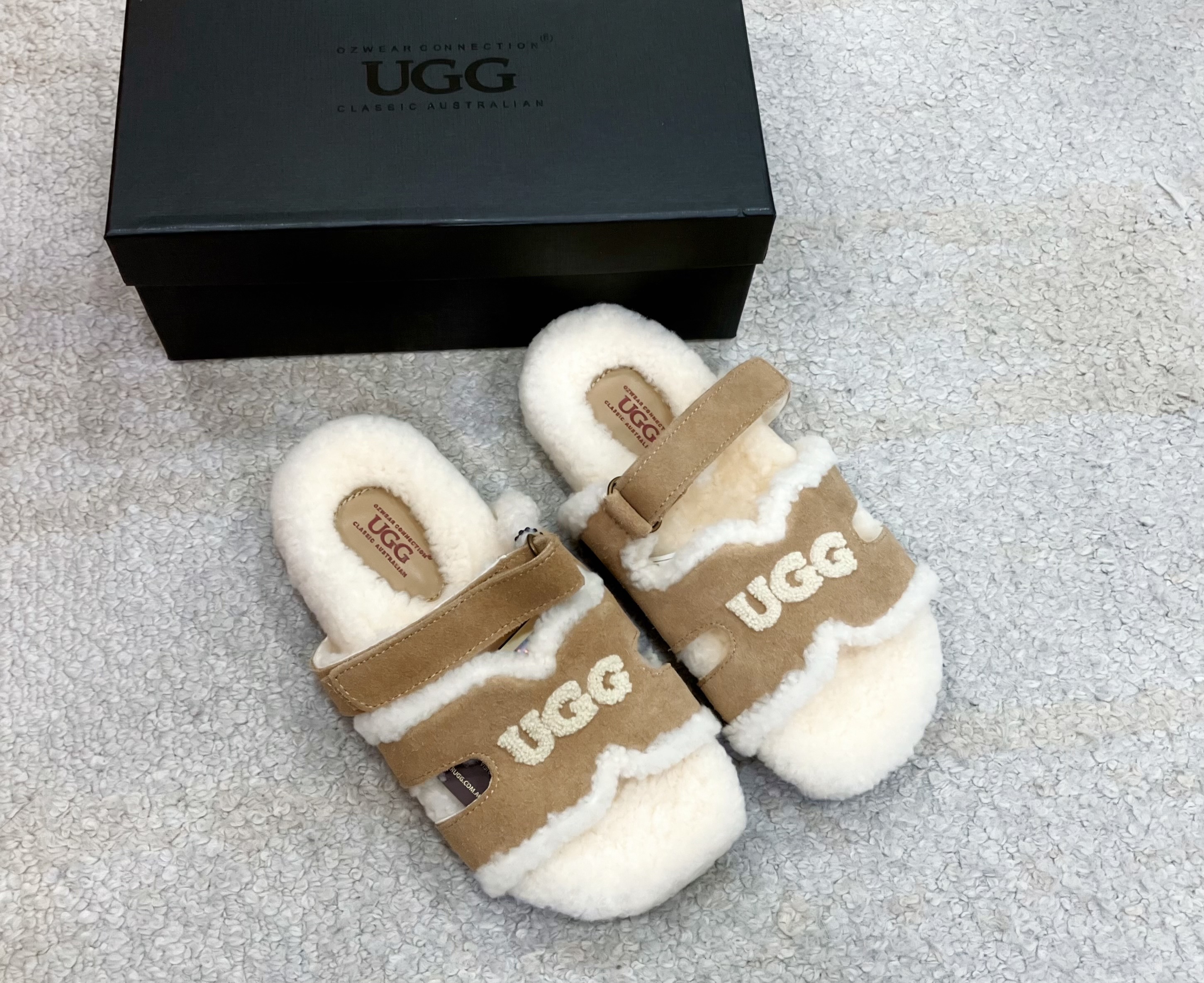 UGG09 -M