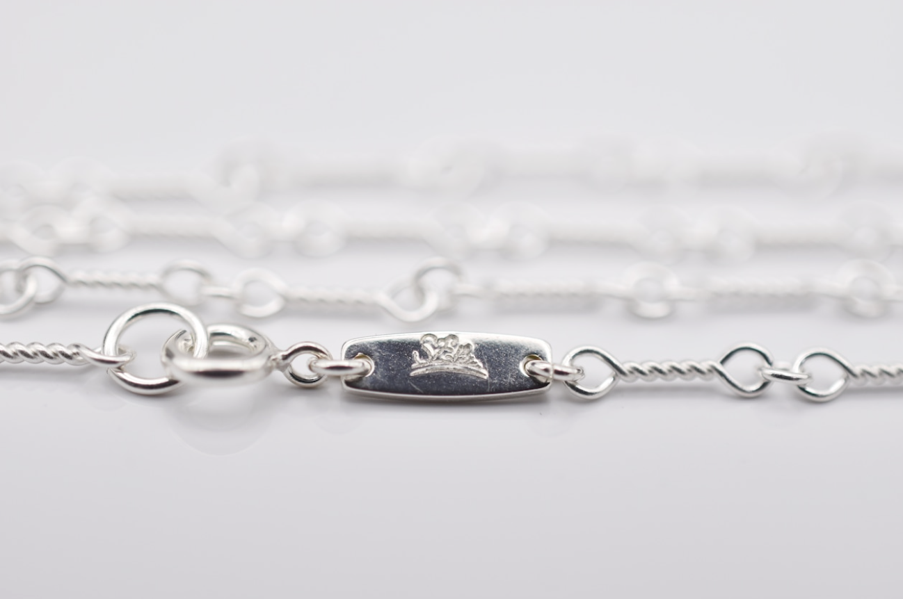 Special chain by Eiki Sugaya