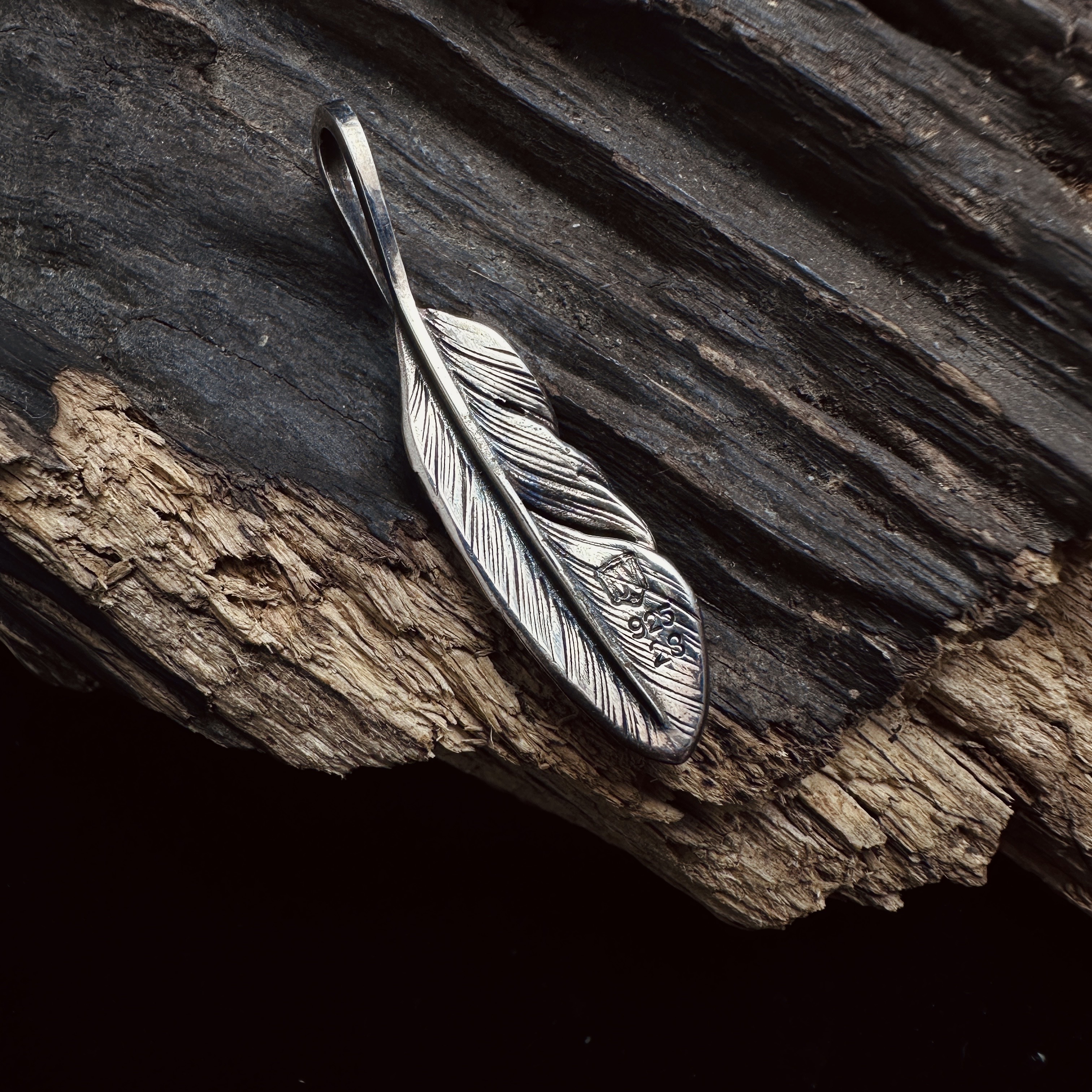 Black Venom Jewelry- Freedom & Prayer XS(4cm) Silver Feather with Opal