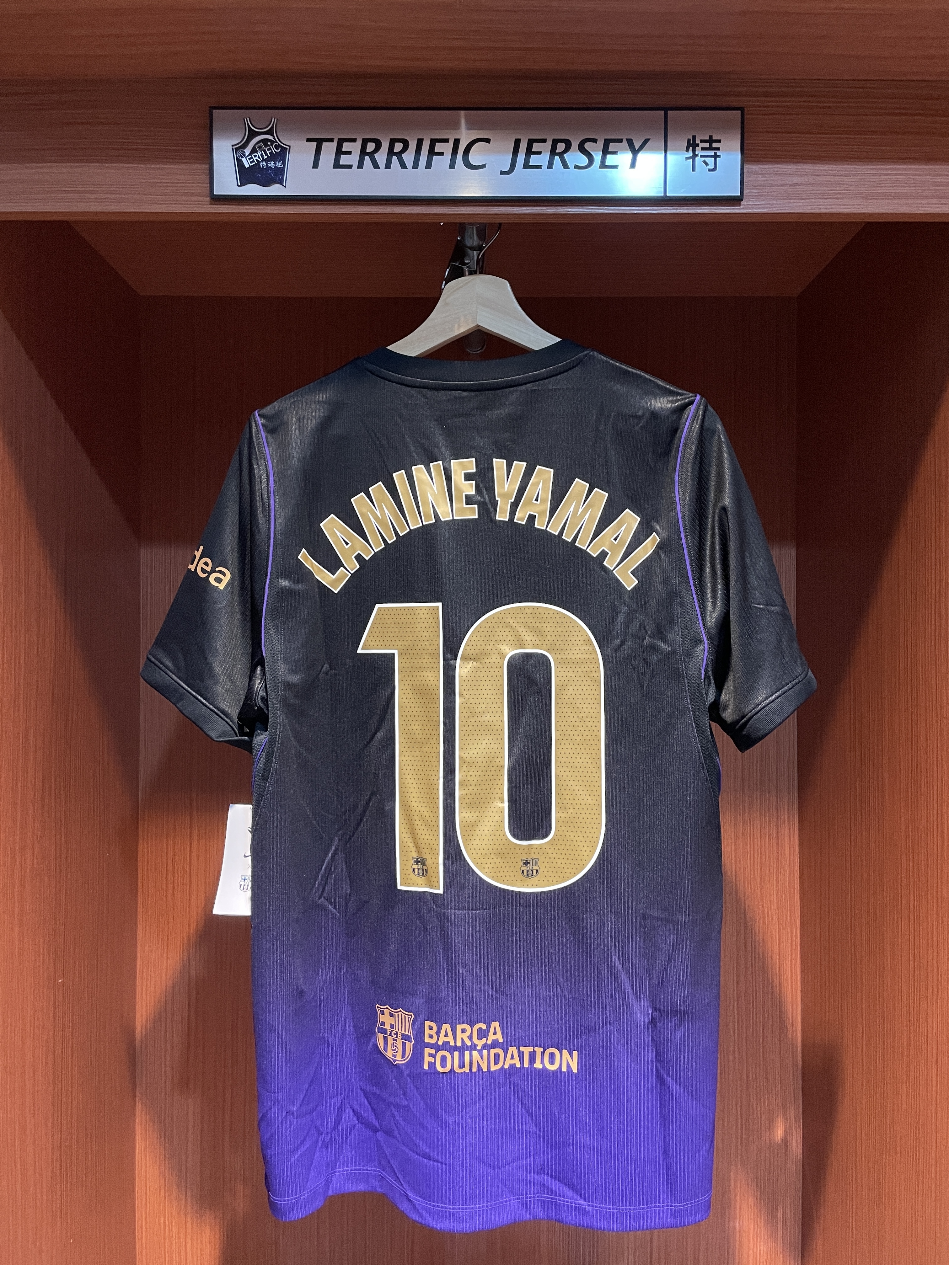 LALIGA足球 Lamine Yamal 巴塞隆納 曼巴 客場紫 26-27 Away Nike Replica Jersey 球迷版 燙印 全新