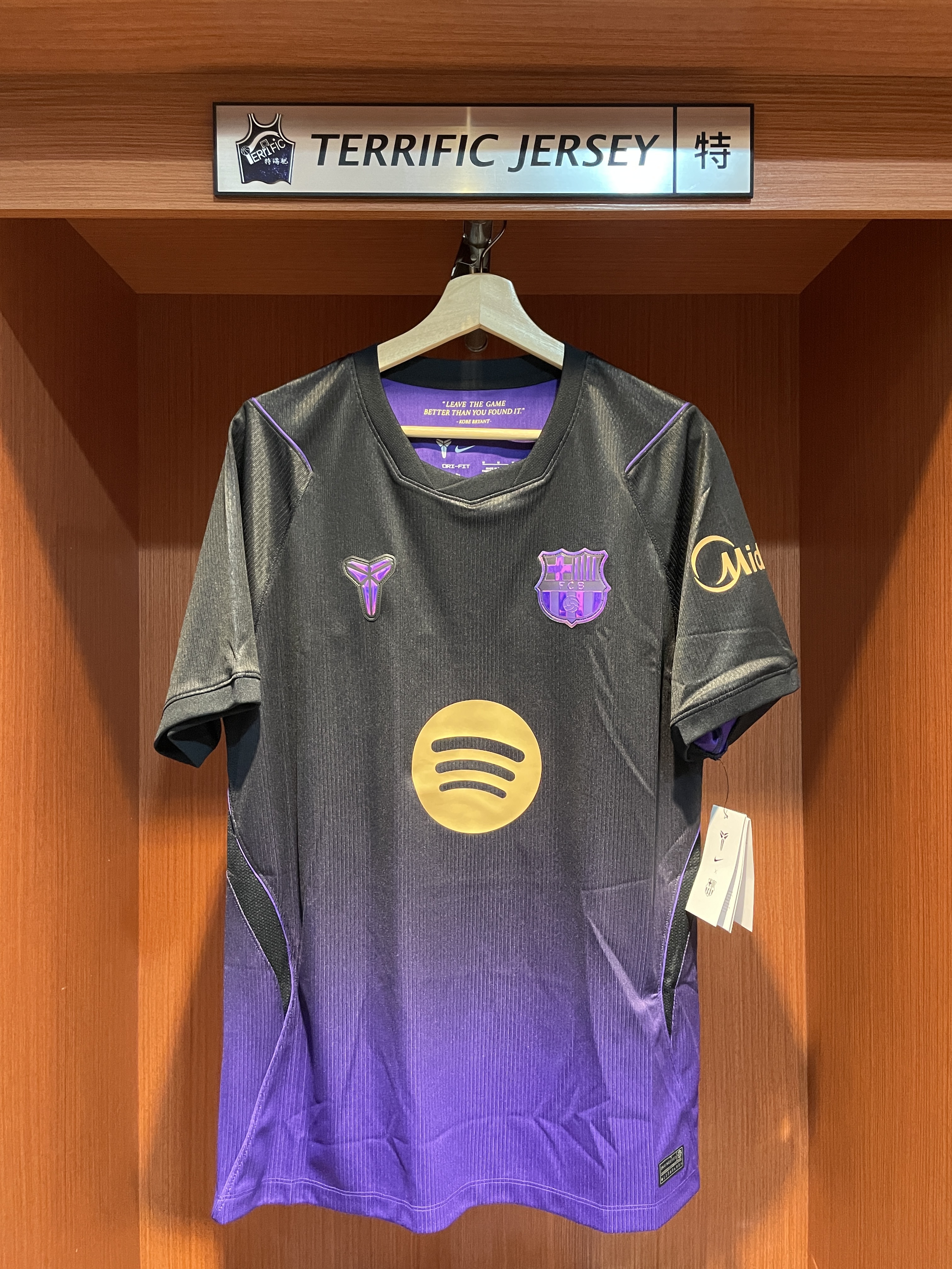 LALIGA足球 Bryant #24 巴塞隆納 曼巴 客場紫 26-27 Away Nike Replica Jersey 球迷版 燙印 全新