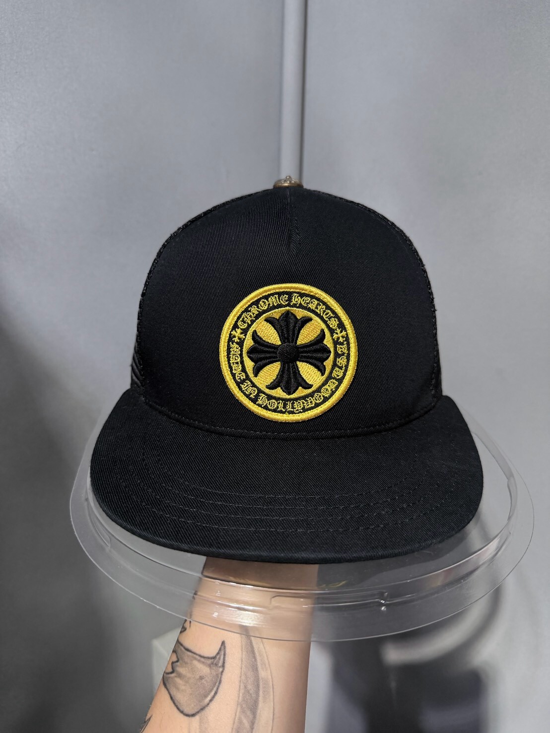 Chrome Hearts 克羅心 刺繡金幣大十字Logo黑黃銀飾卡車帽 網帽