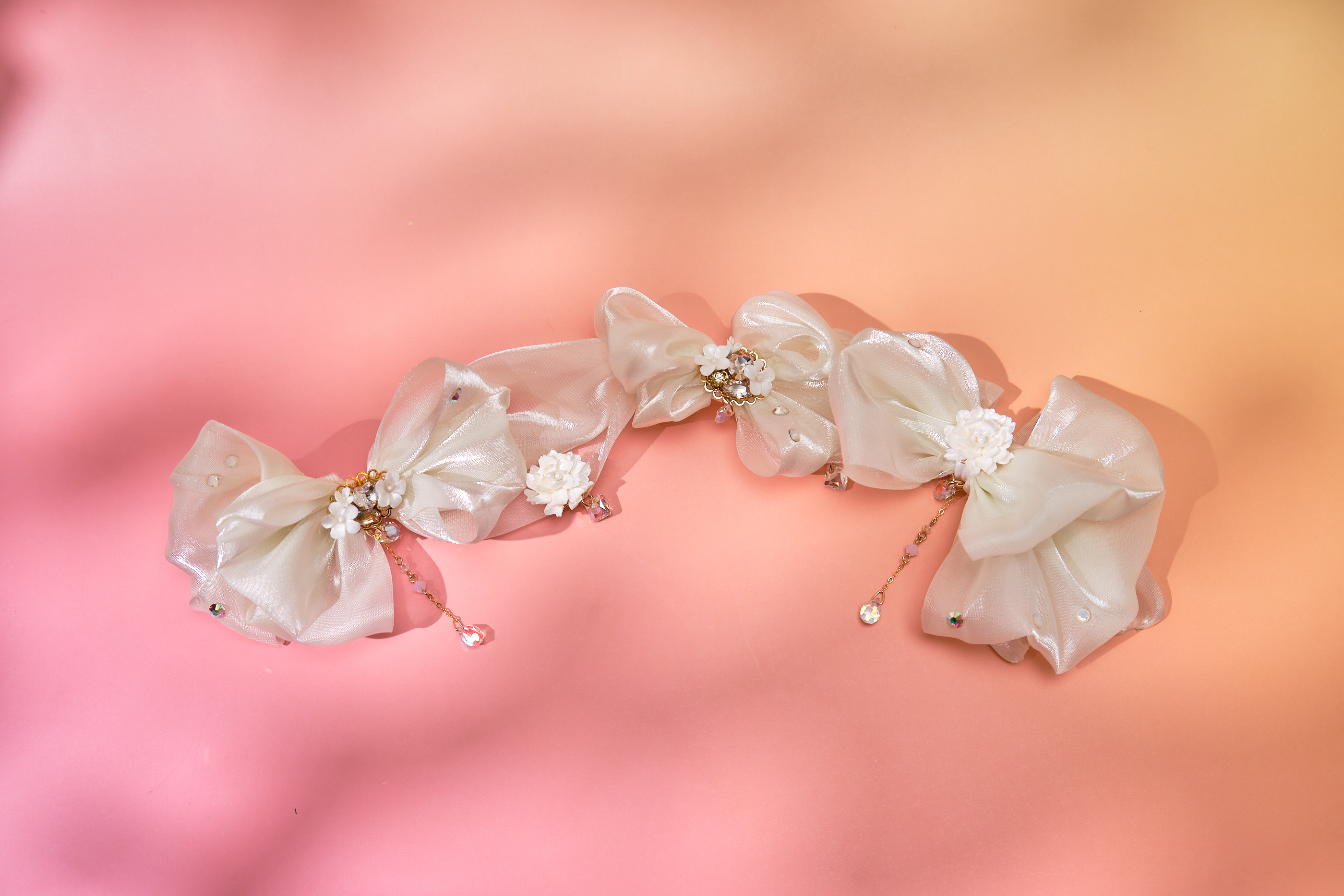 13971 Tri-Bow Duckbill Hair Clip