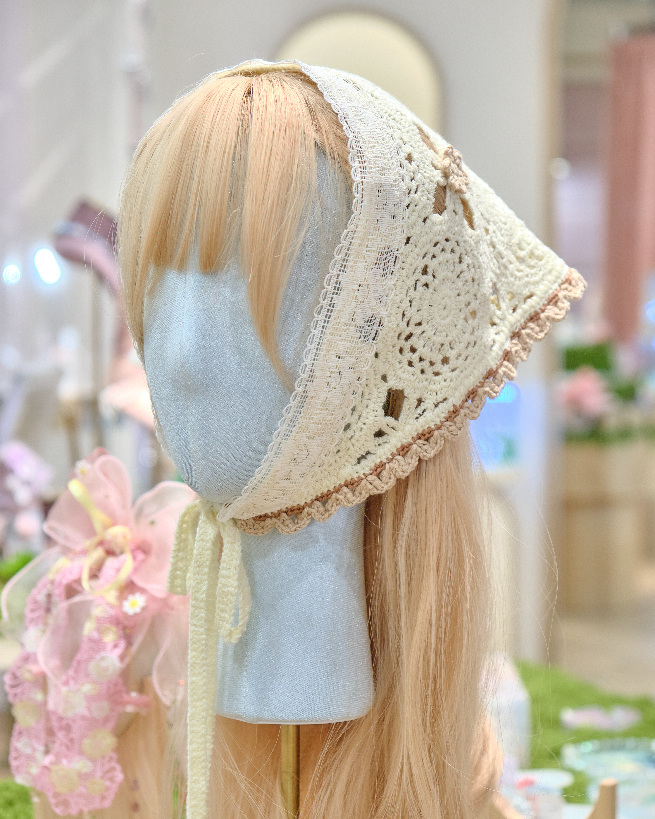 14032 Sculpted Bloom Crochet Bandana
