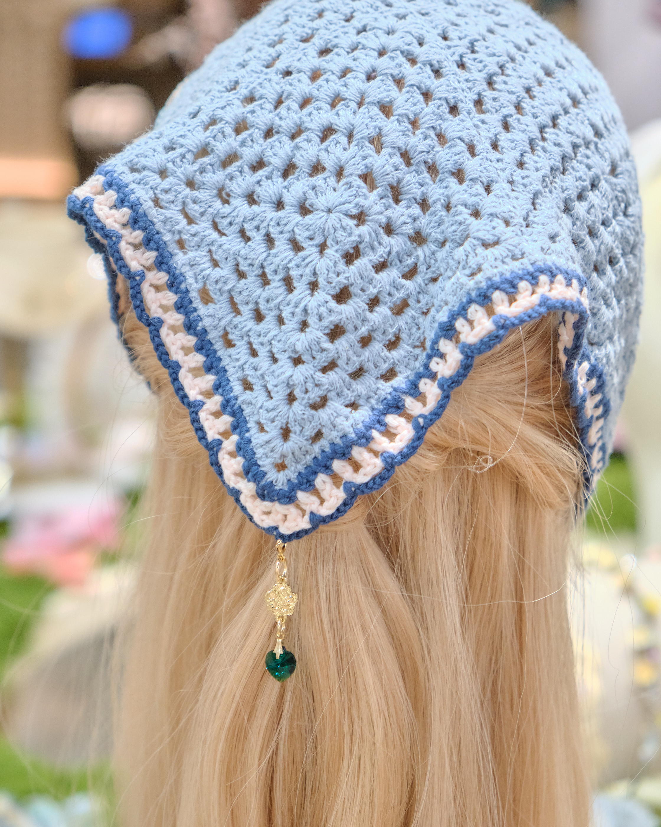 14030 Sculpted Bloom Crochet Bandana