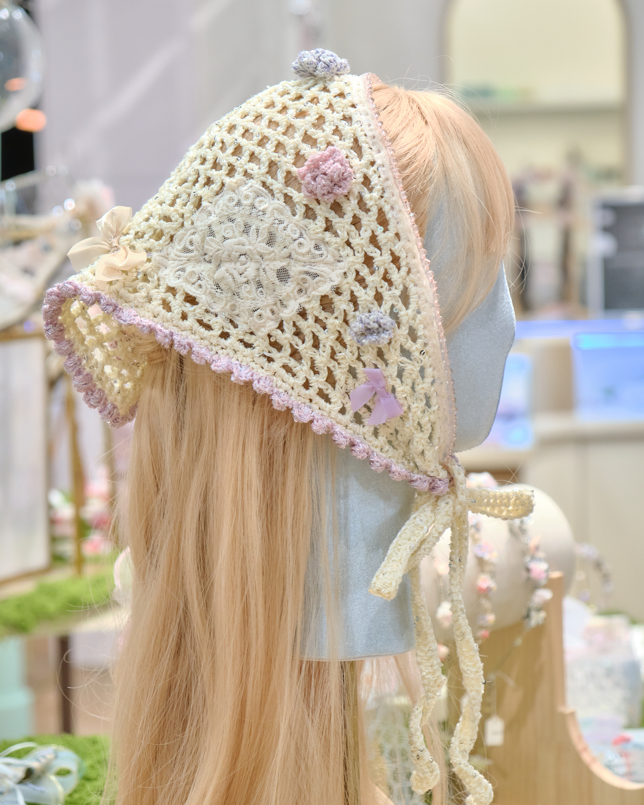 14029 Sculpted Bloom Crochet Bandana