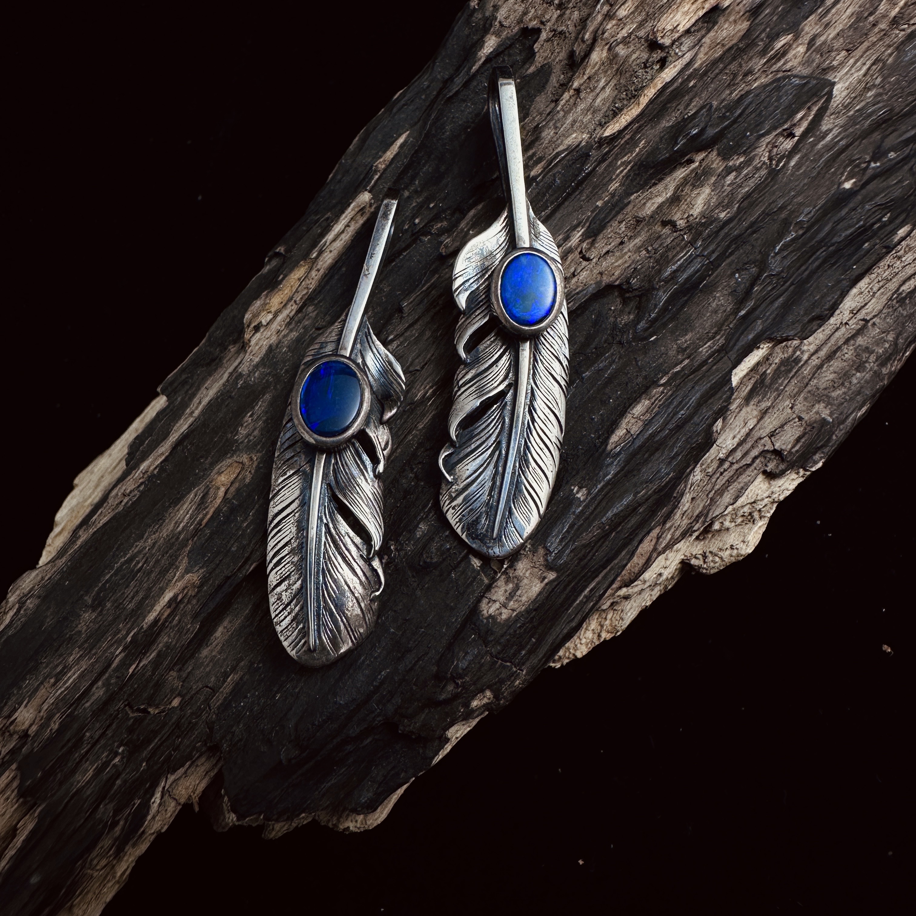 Black Venom Jewelry-Freedom & Prayer S(5cm) Feather with Australian Opal