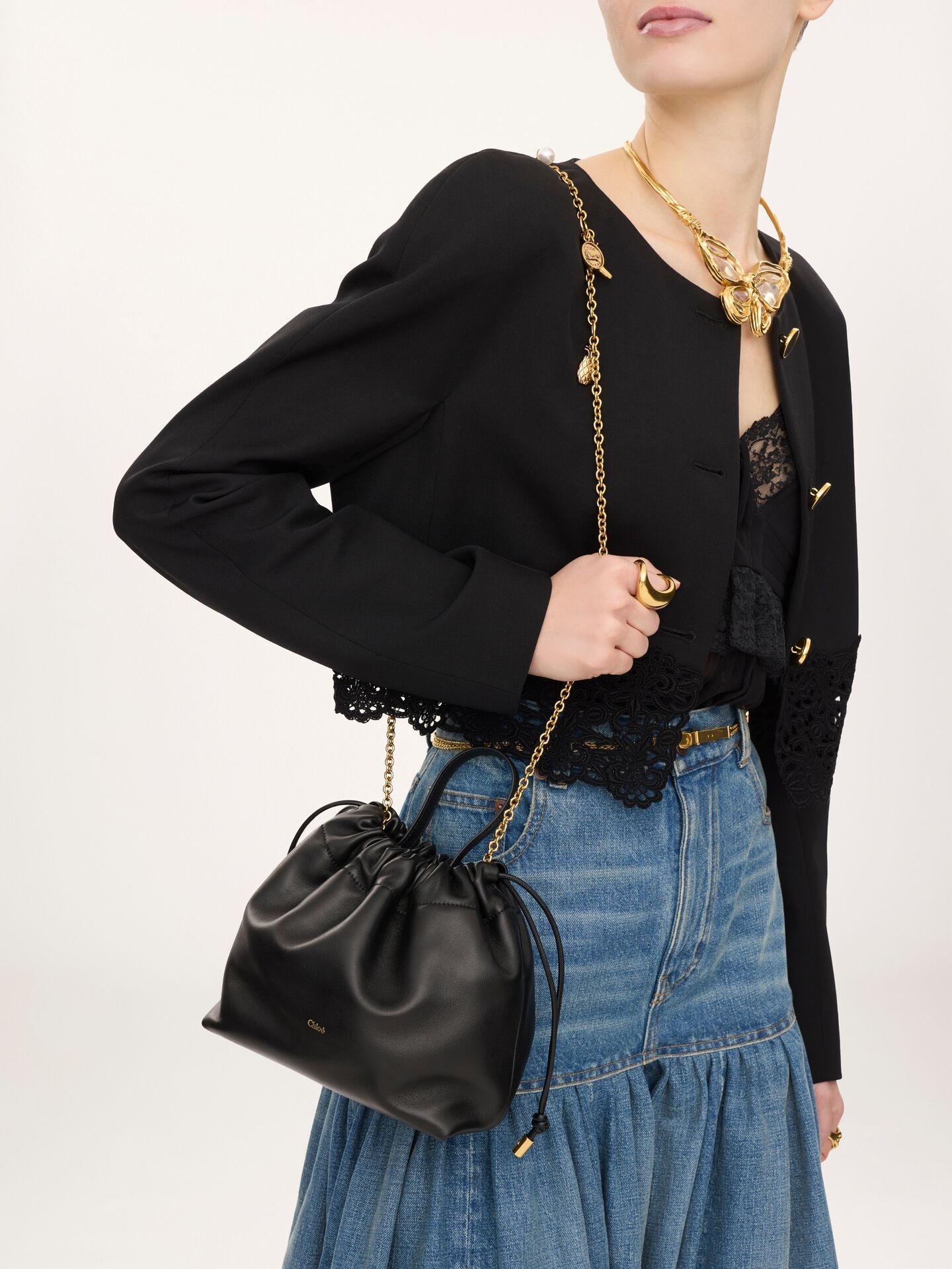 1CP0905-078 [CHLOE] Chloé Icons 小型鏈條單肩背包，柔軟皮革材質 黑色 #CH26UP789R12 (EU)
