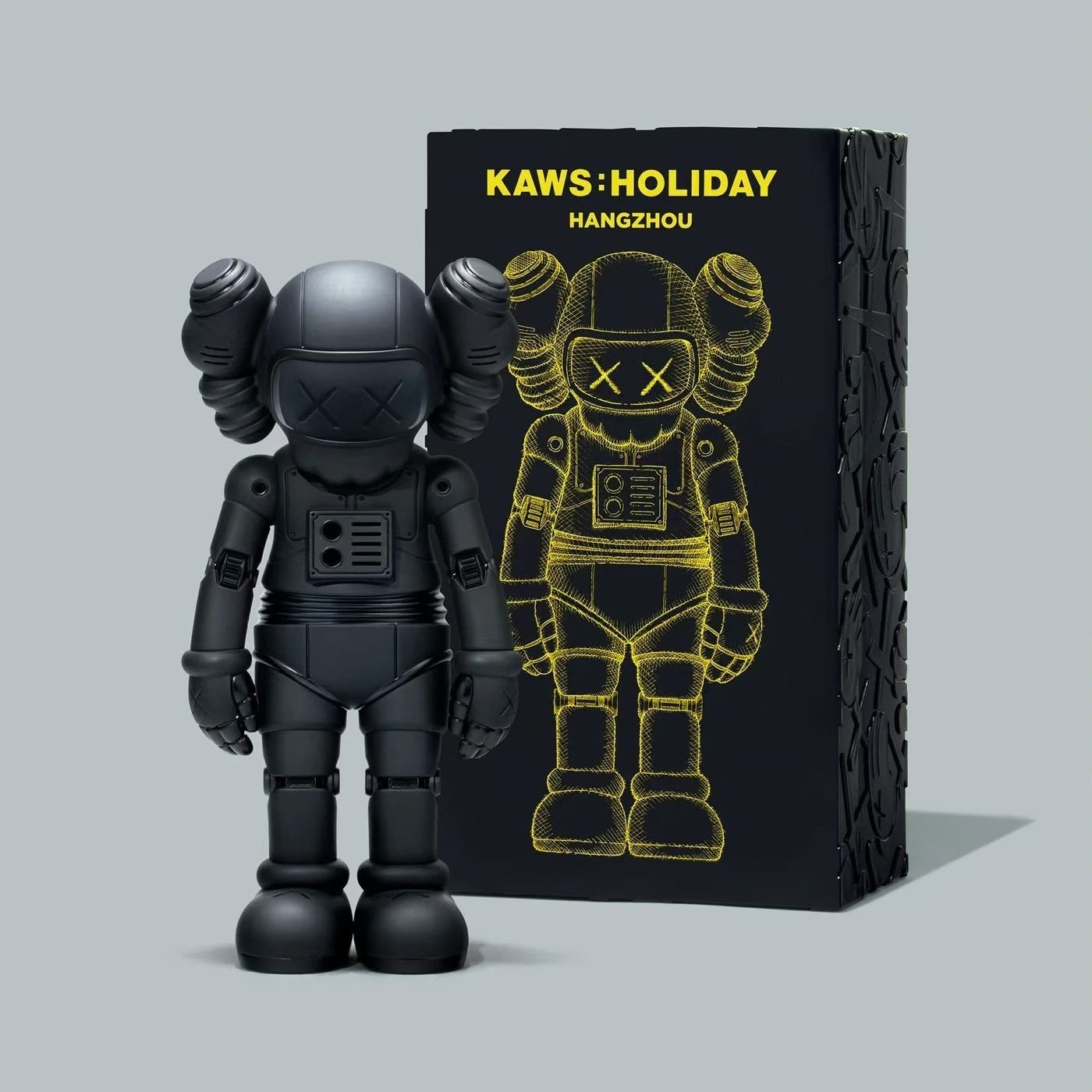 KAWS:HOLIDAY HANGZHOU - Figure (Black)