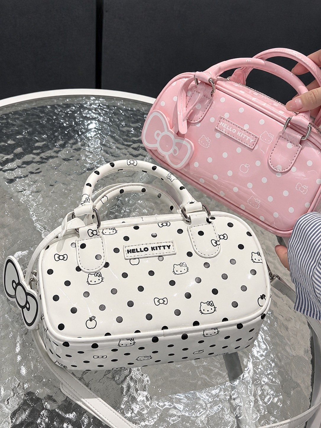 正版授權 SANRIO 三麗鷗 HELLO KITTY 聯名 波點 波士頓小包 二色