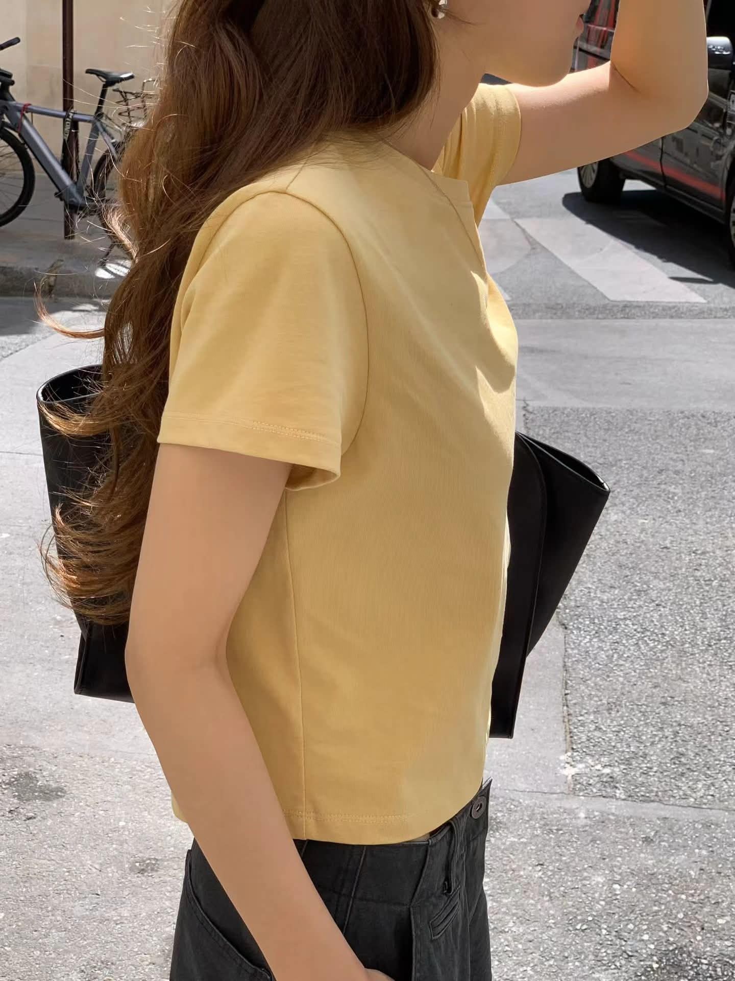 AB18 純棉修身圓領Tee
