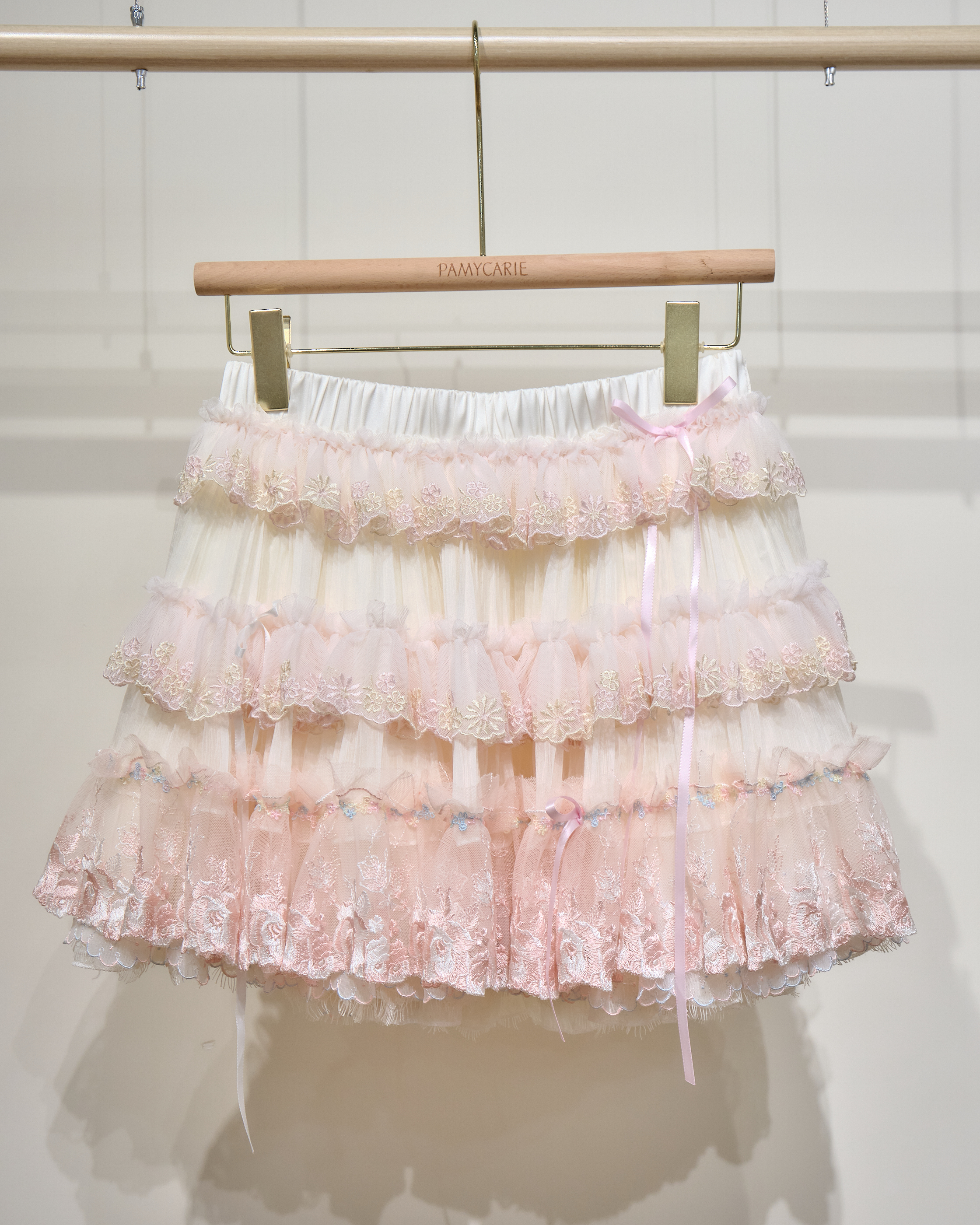 13990 Layered Cake Lace Mini Skirt