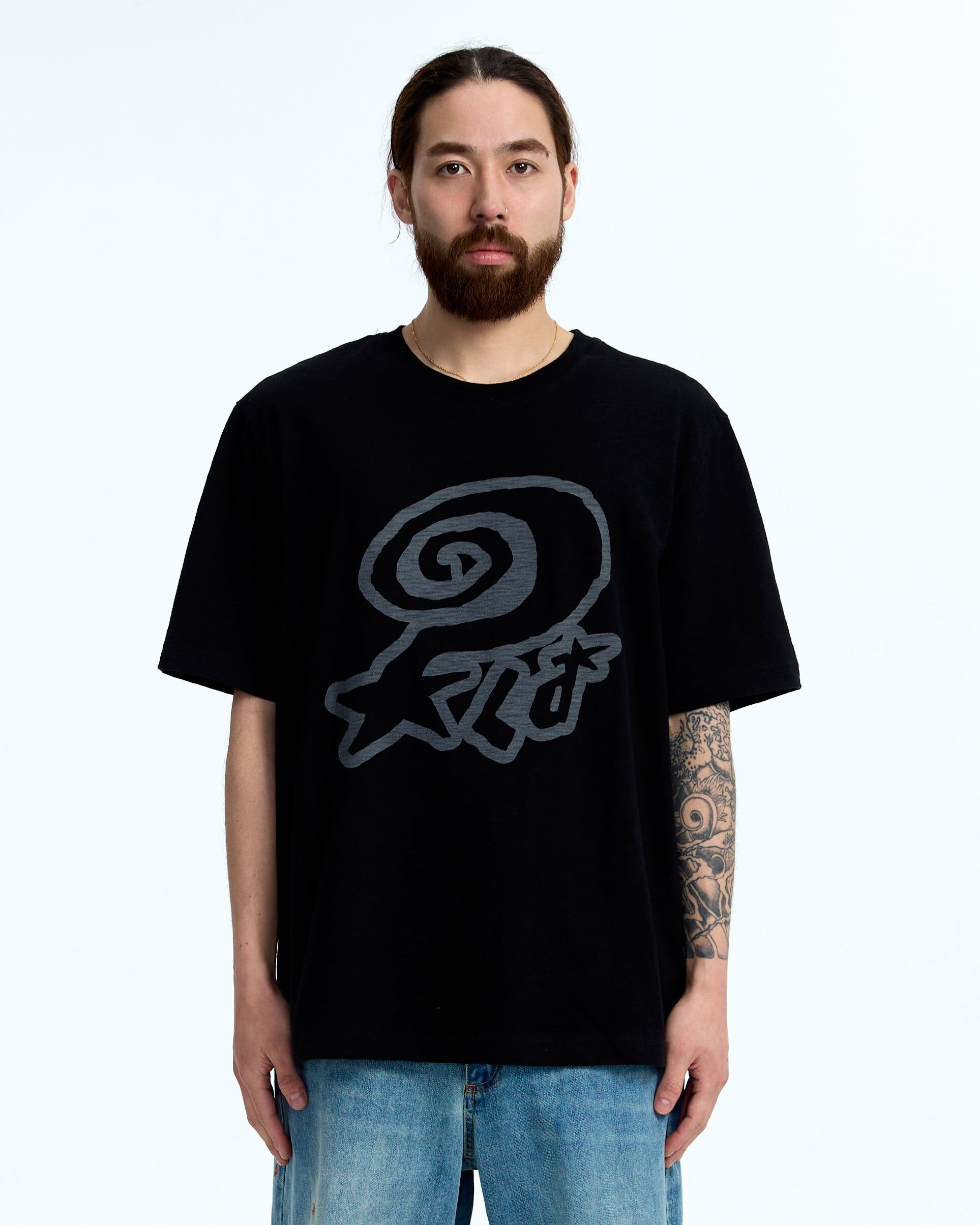 PLATEAU STUDIO｜PLA tee (Black)
