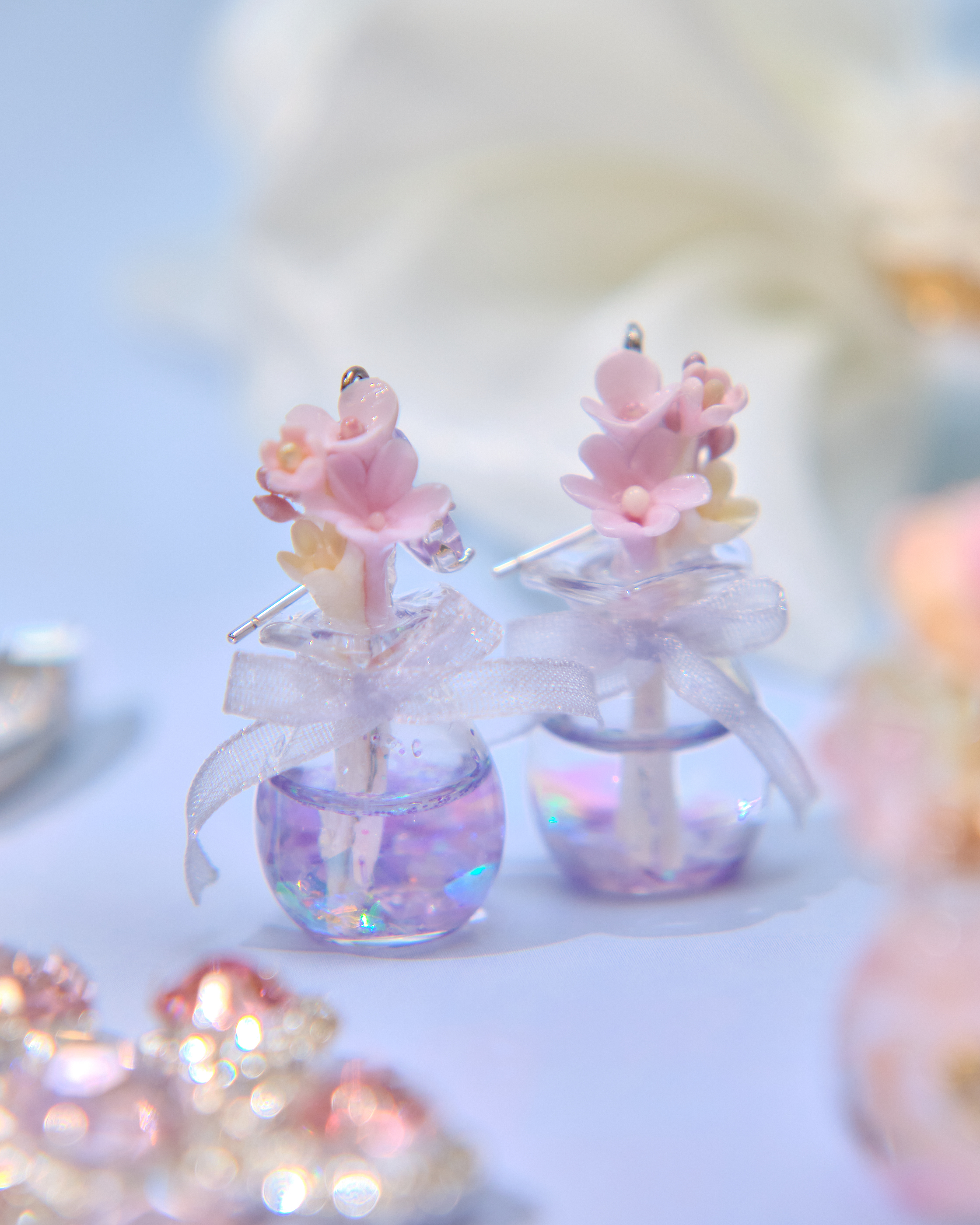 13953 Floating Bloom Vase Earrings