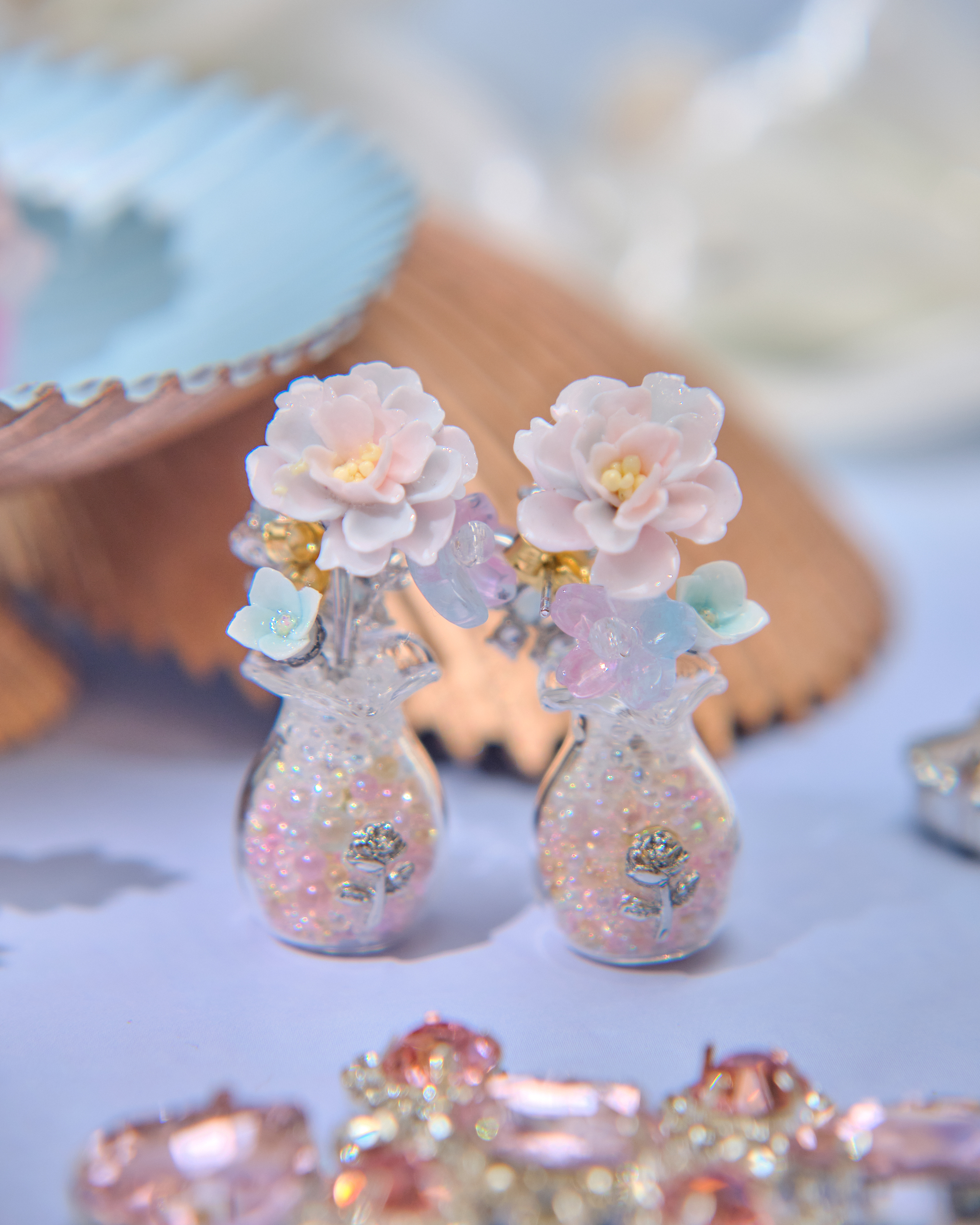 13950 Floating Bloom Vase Earrings
