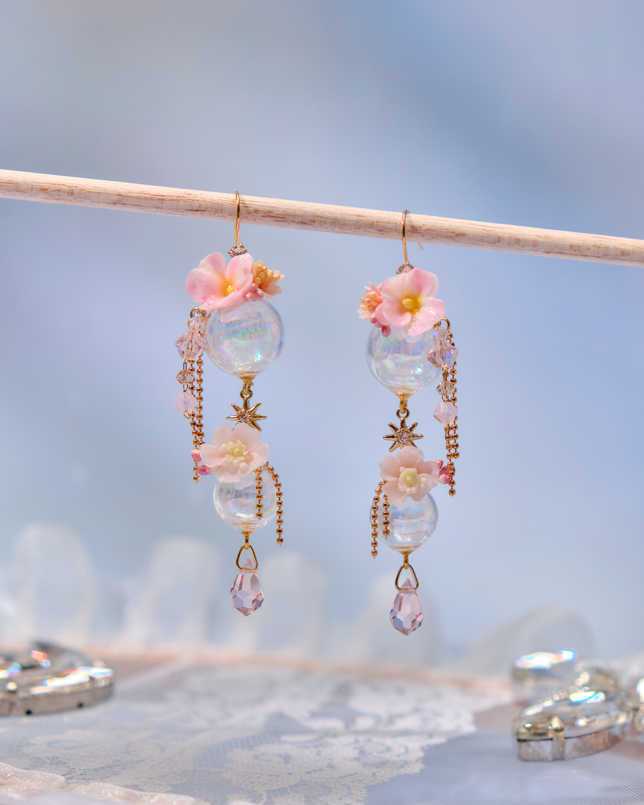 13945 Pom-Pom Glass Globe Earrings