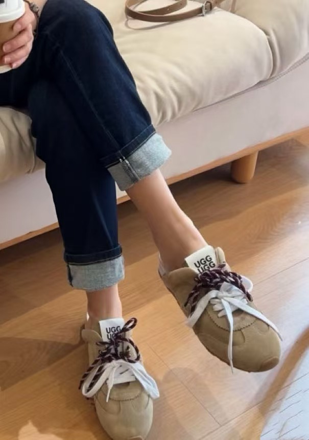 UGG101 Sand -M