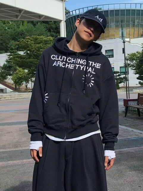 英文字連帽拉鍊外套 GATHER-077JK