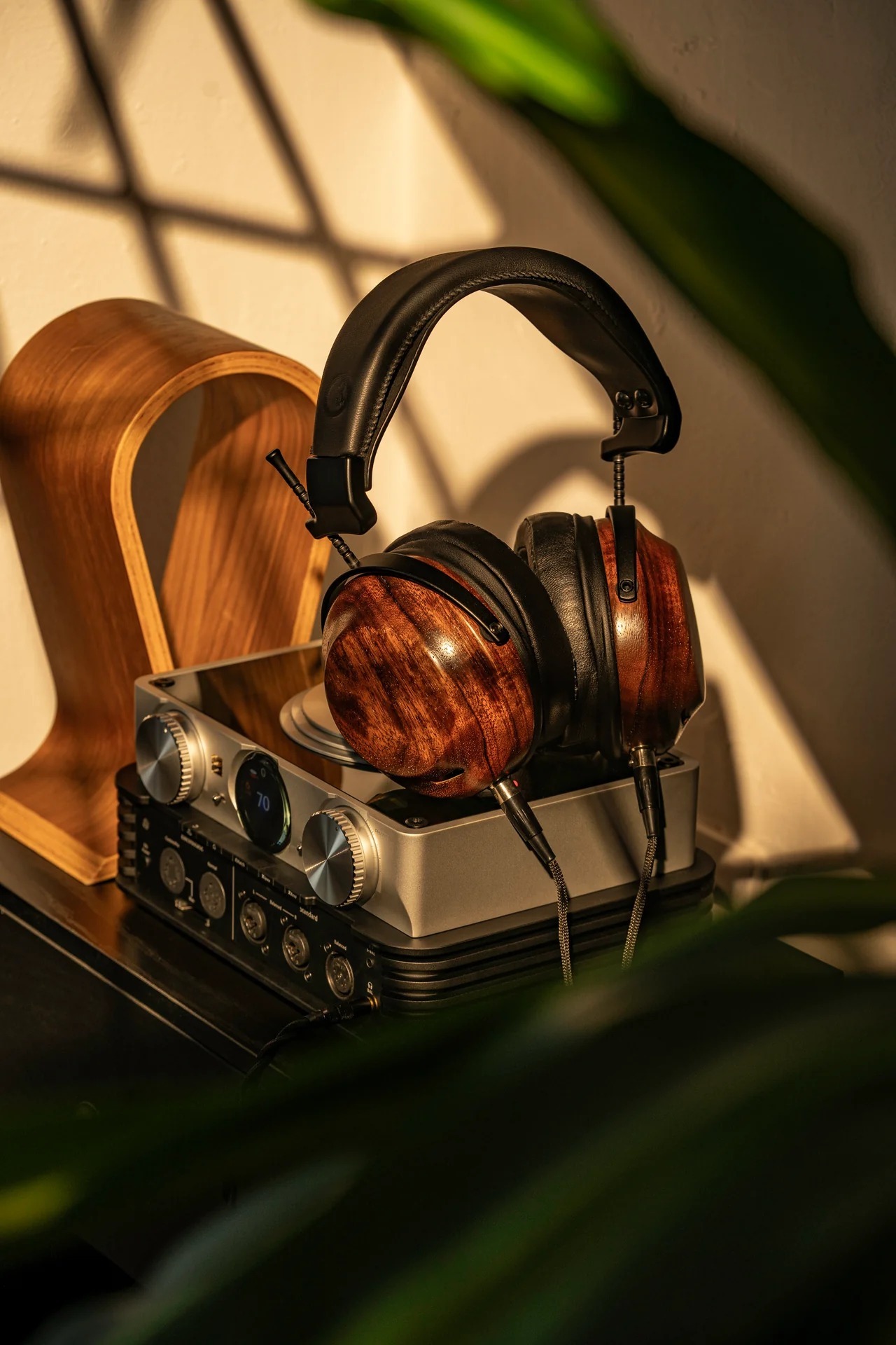 ifi Audio iCAN Phantom 1.5 The Last Headphone Amp You’ll Ever Need