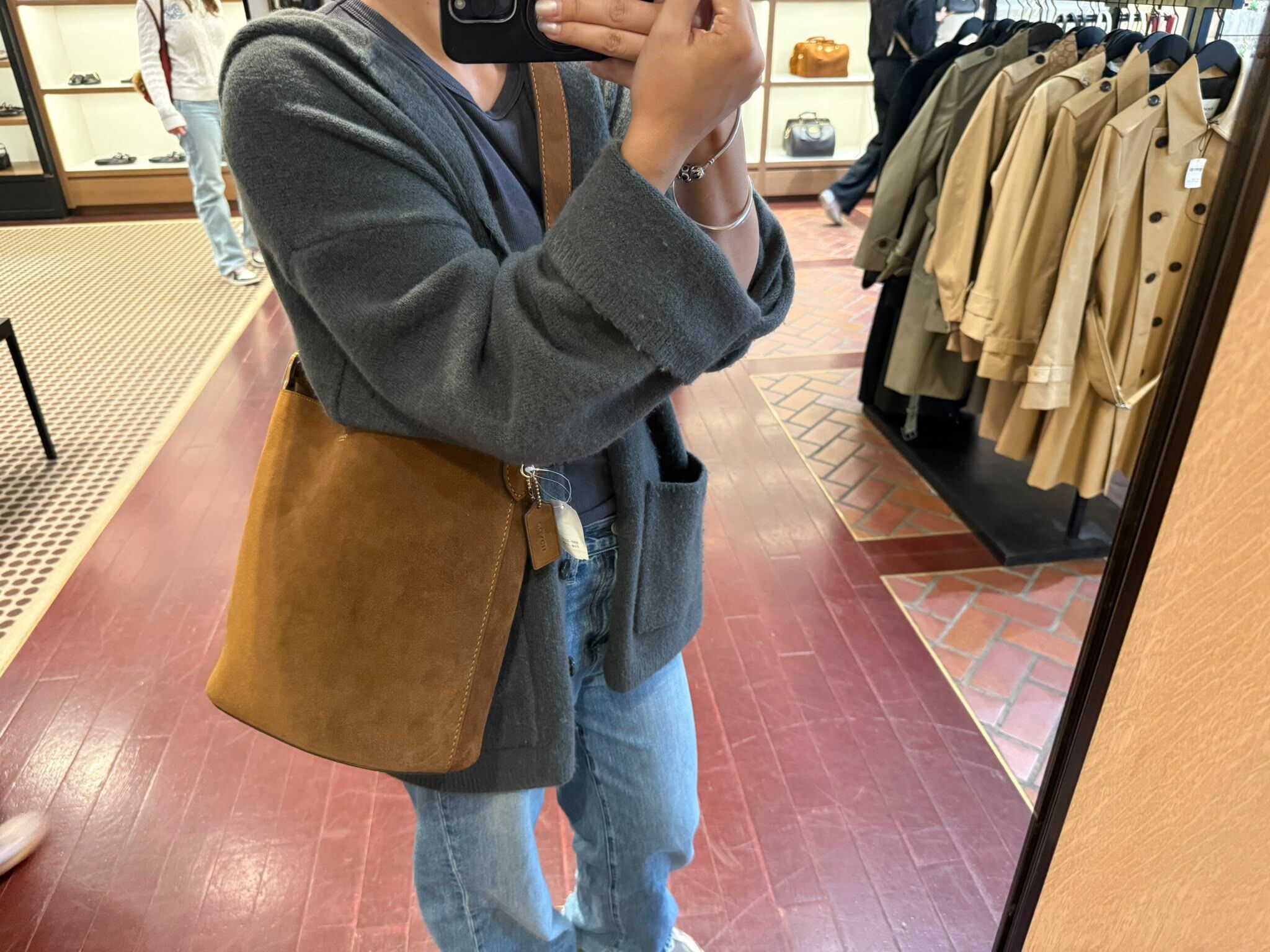 LYS02639 COACH BLEECKER 水桶袋