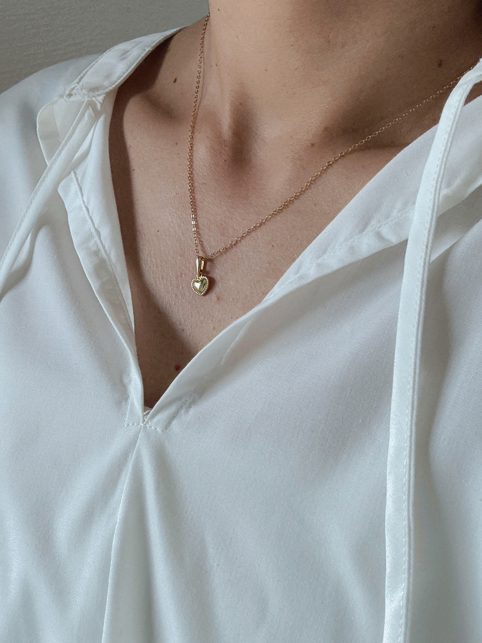 graceful heart necklace