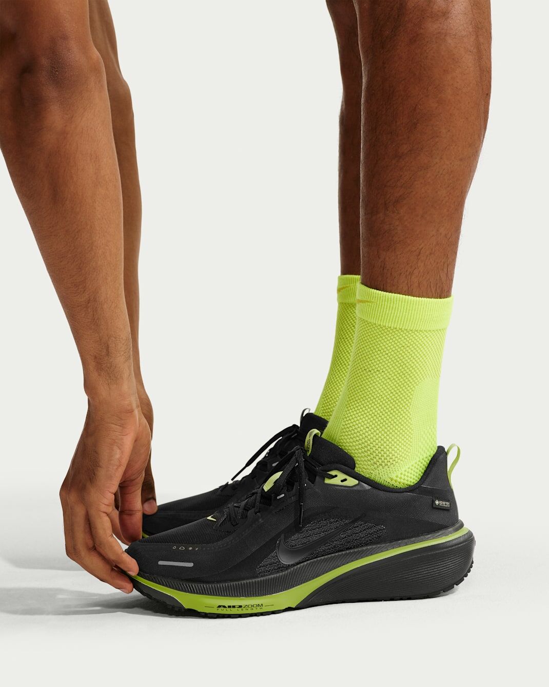 男鞋 NIKE AIR ZOOM PEGASUS 42 GORE-TEX 黑綠 防水 緩震 小飛馬 慢跑 運動鞋【IQ0450-001】