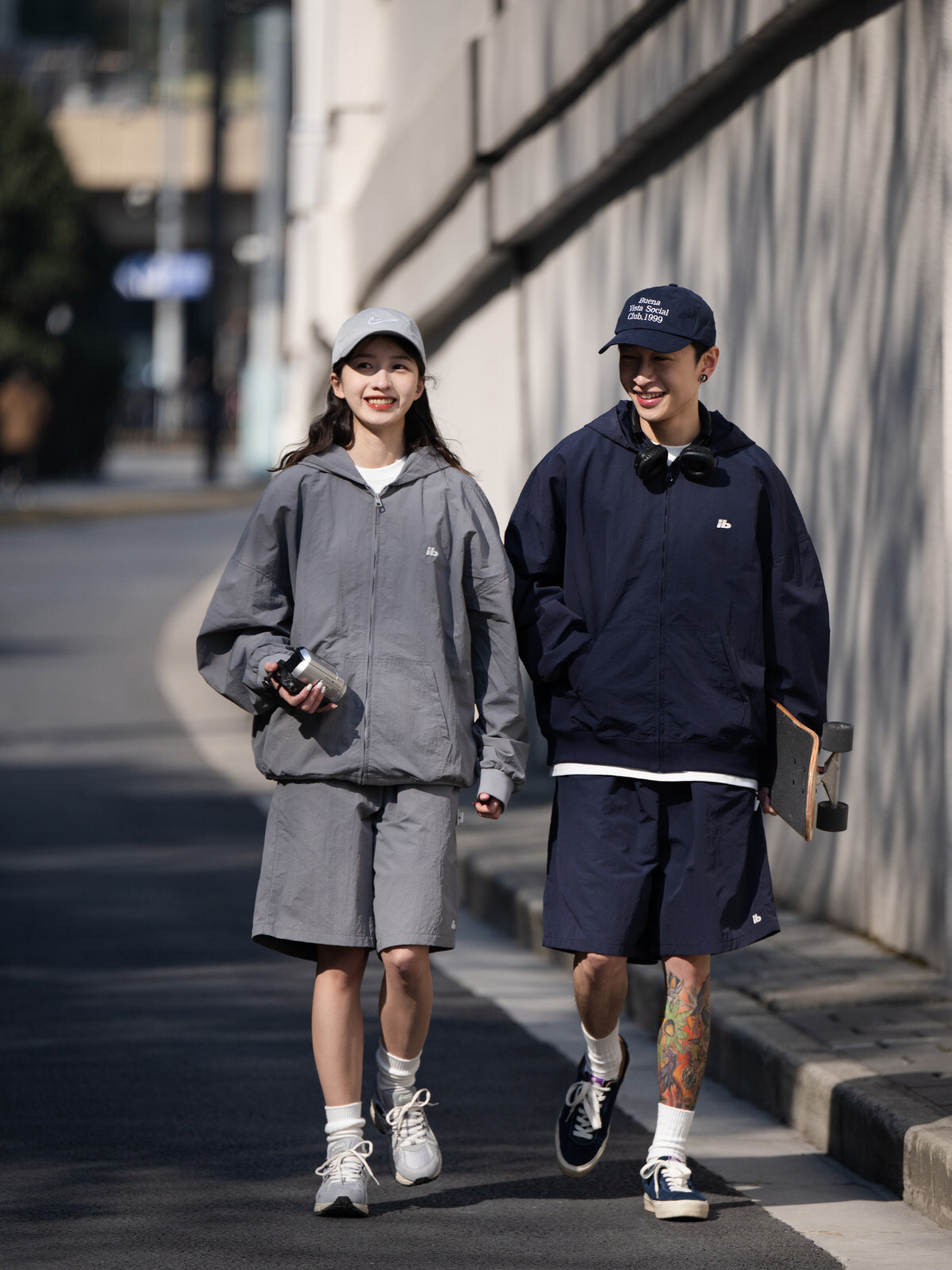#預購 BELLKENIDEA 輕薄寬鬆 純色休閒運動連帽外套 BK0134 兩色