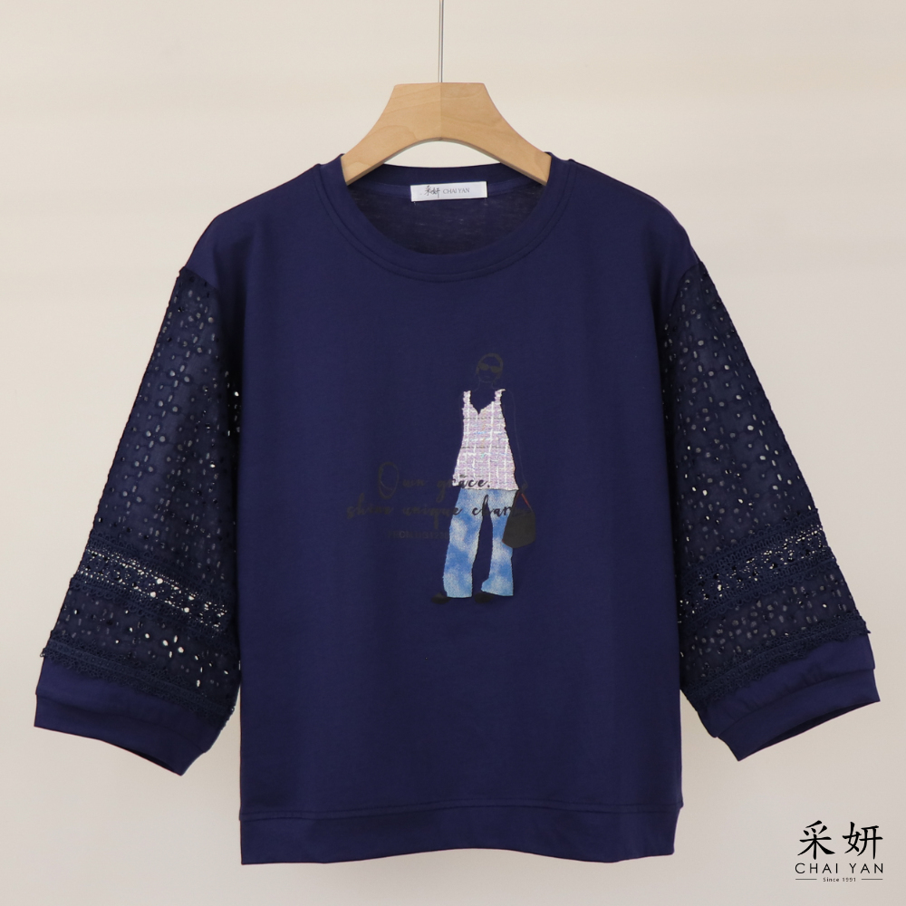 異布料印花簍空五分袖上衣