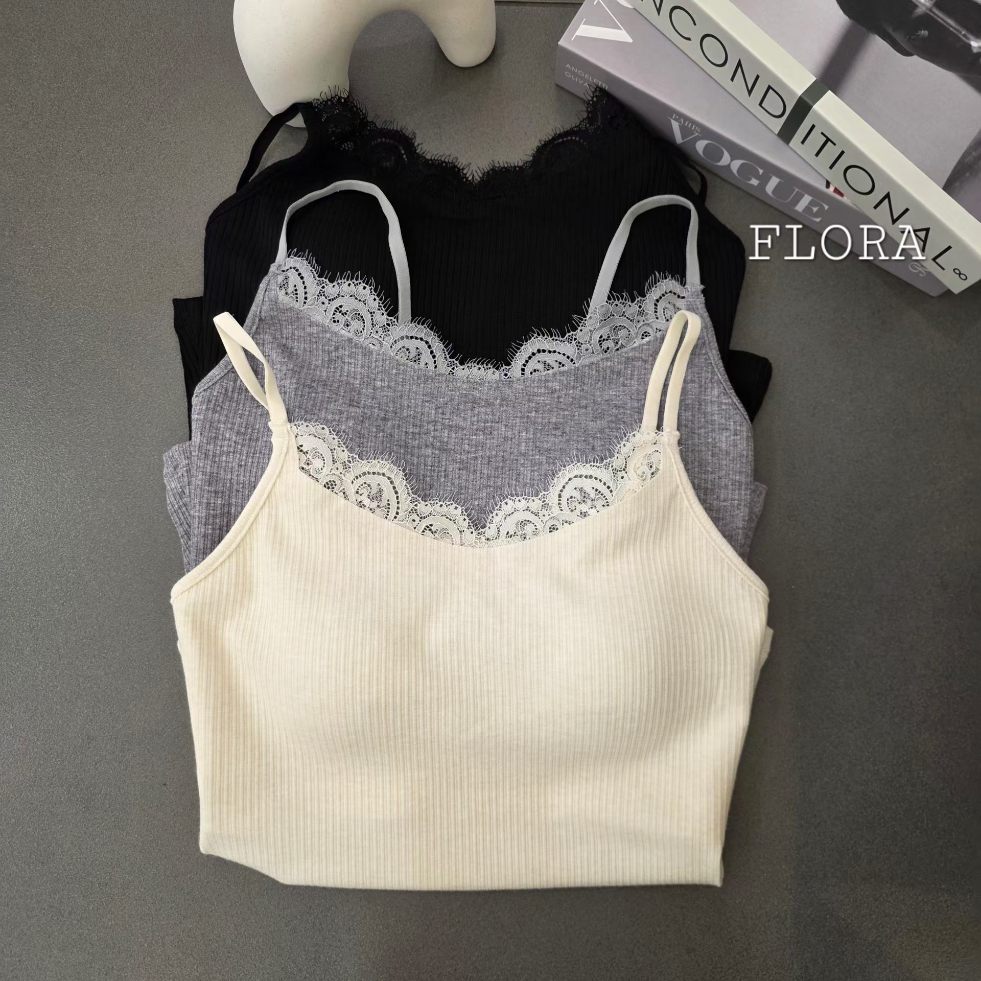 WW2697 連pad Lace bra top