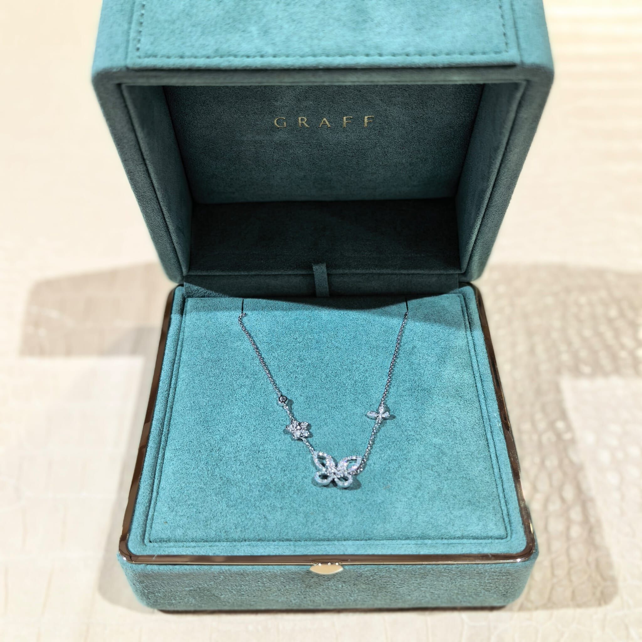 全新GRAFF頸鏈 BUTTERFLY 18K白金鑽石 蝴蝶系列 #BRAND NEW #香榭站正品