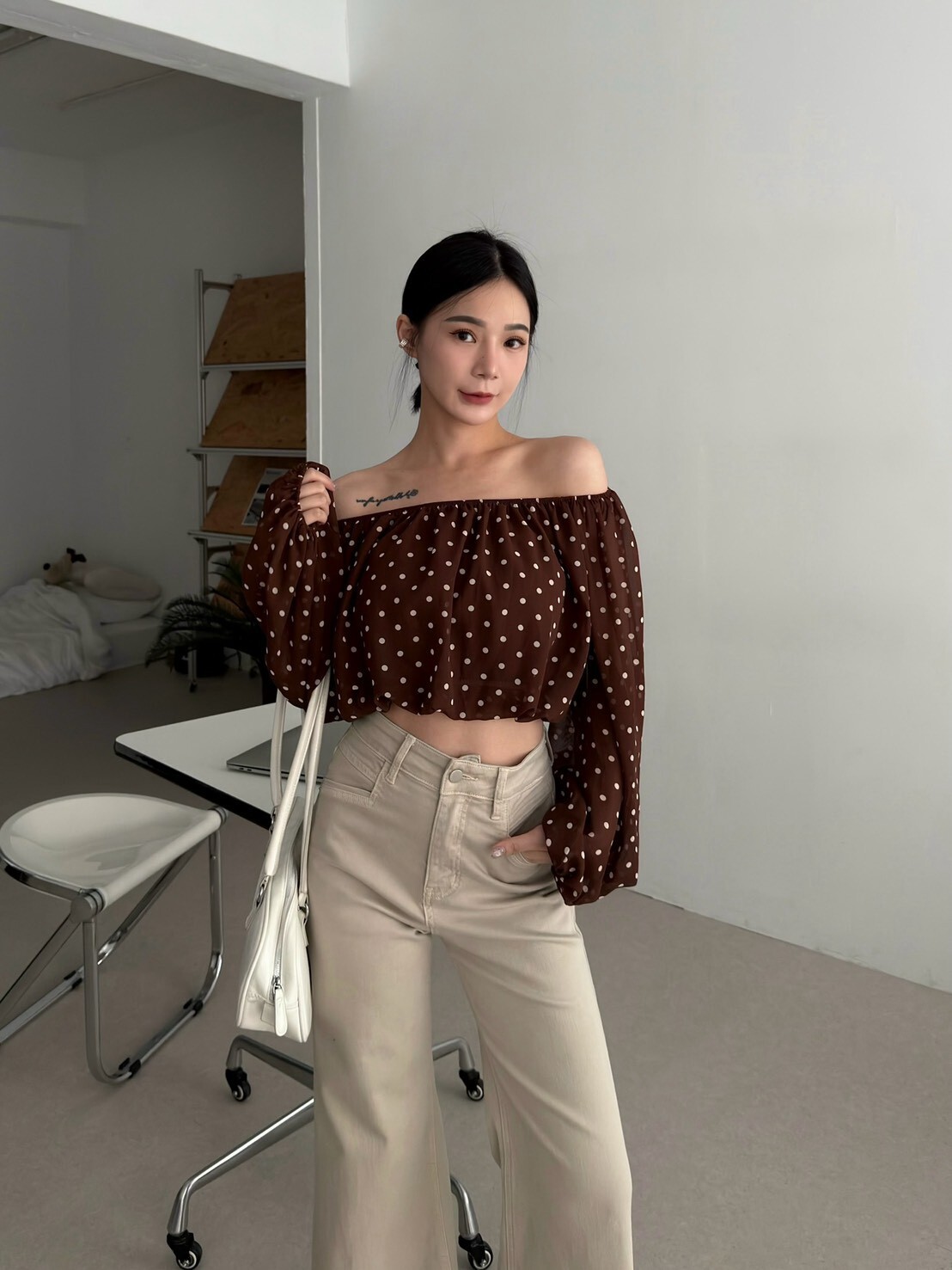 復古澎澎袖短版上衣