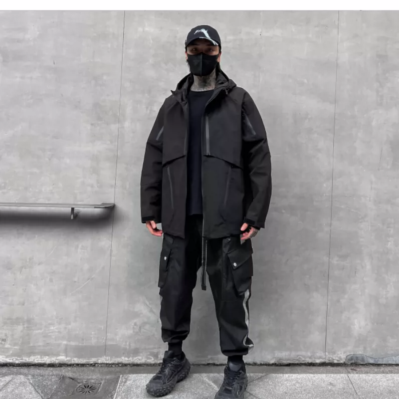 𝙏𝙀𝘾𝙃𝙒𝙀𝘼𝙍 機能七袋暗黑衝鋒外套
