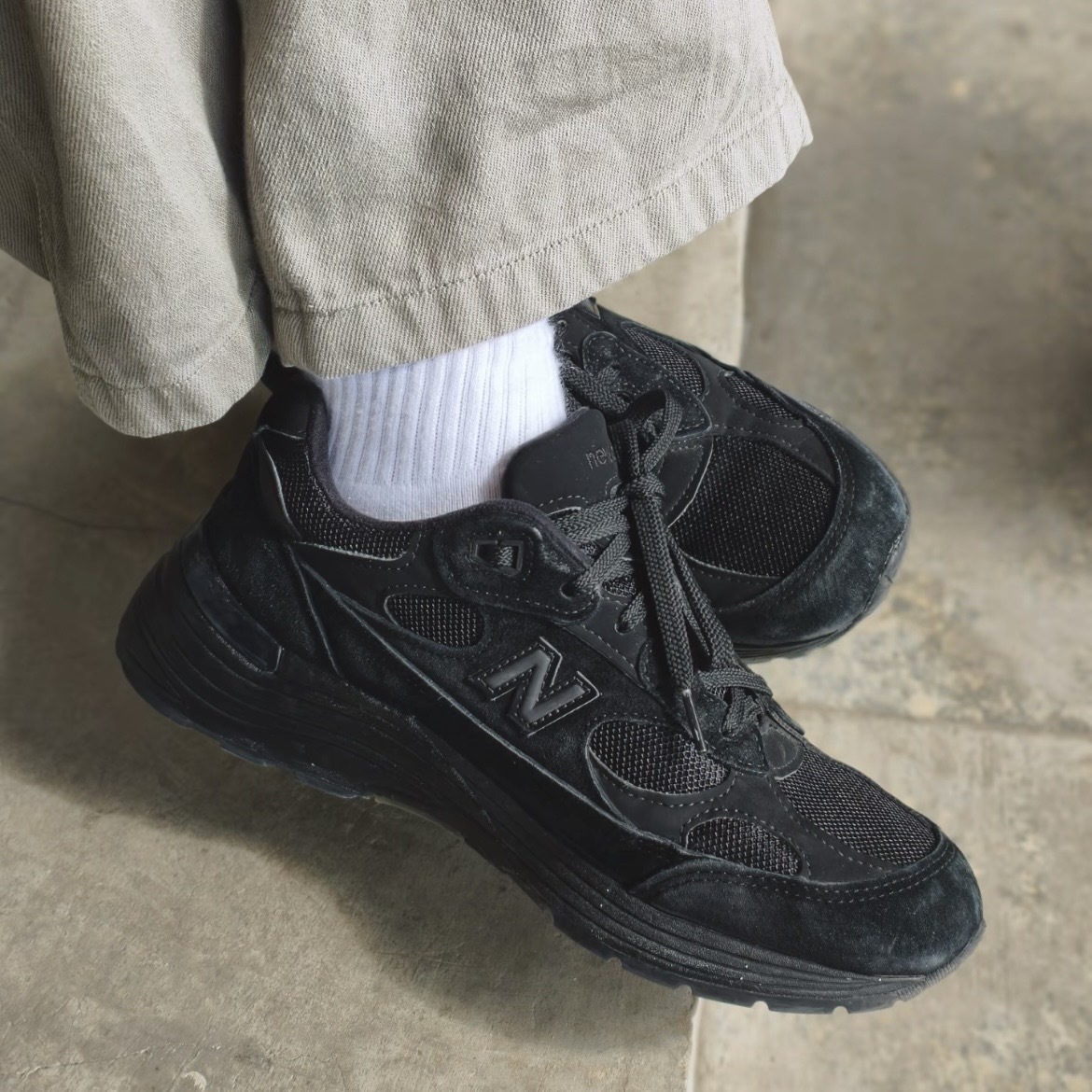 NEW BALANCE 992 全黑 麂皮 復古 MADE IN USA 休閒鞋 'TRIPLE BLACK' 男女同款 U992TB