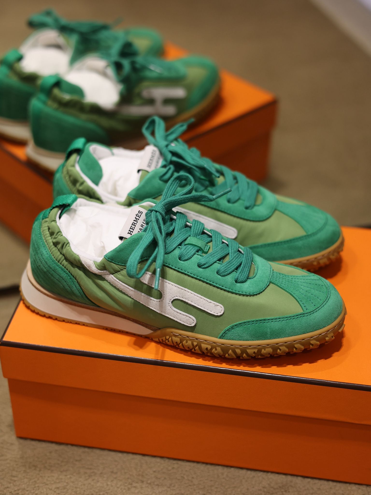 Jet sneaker vert jungle/blanc (可預訂size)