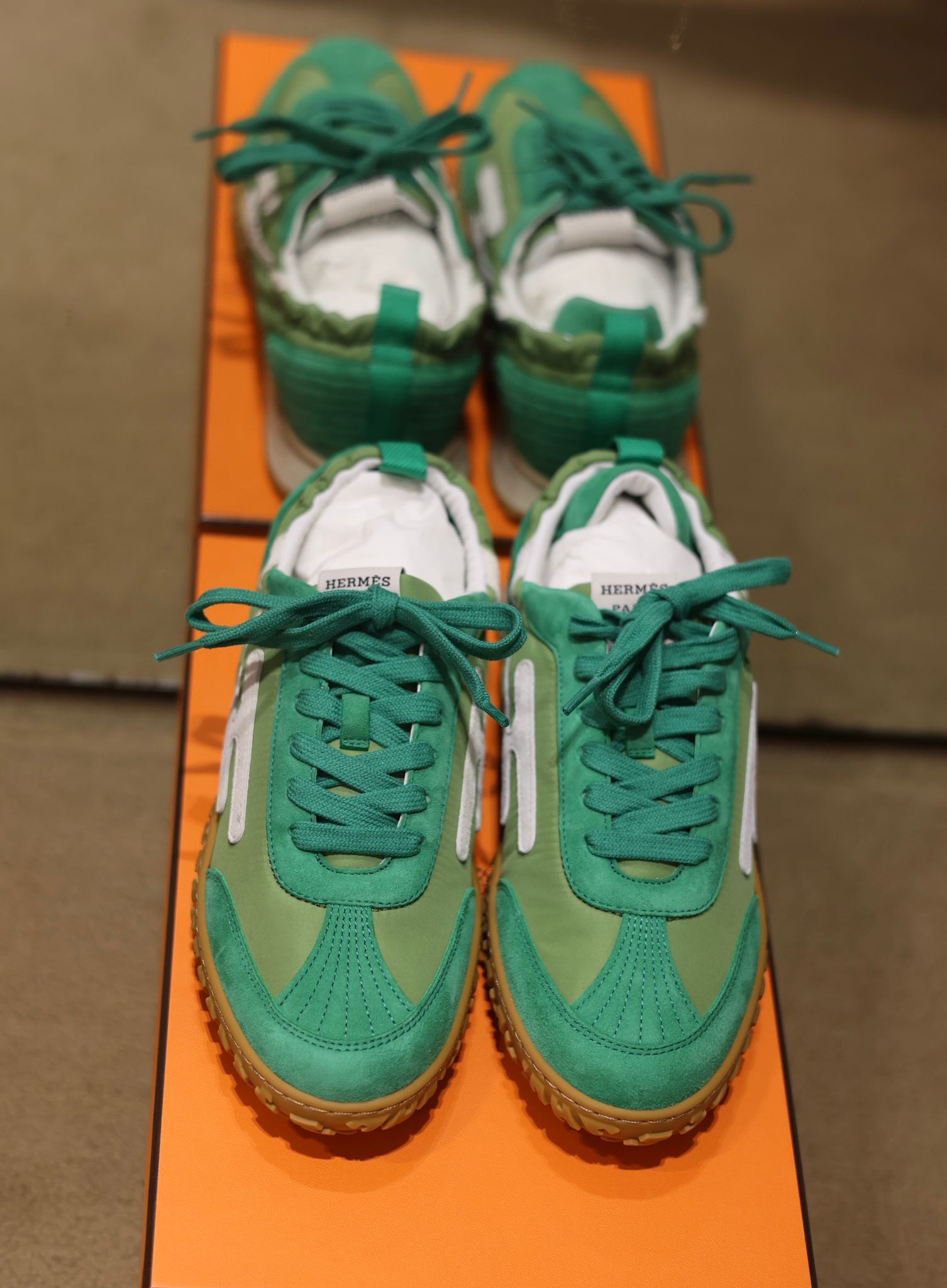 Jet sneaker vert jungle/blanc (可預訂size)