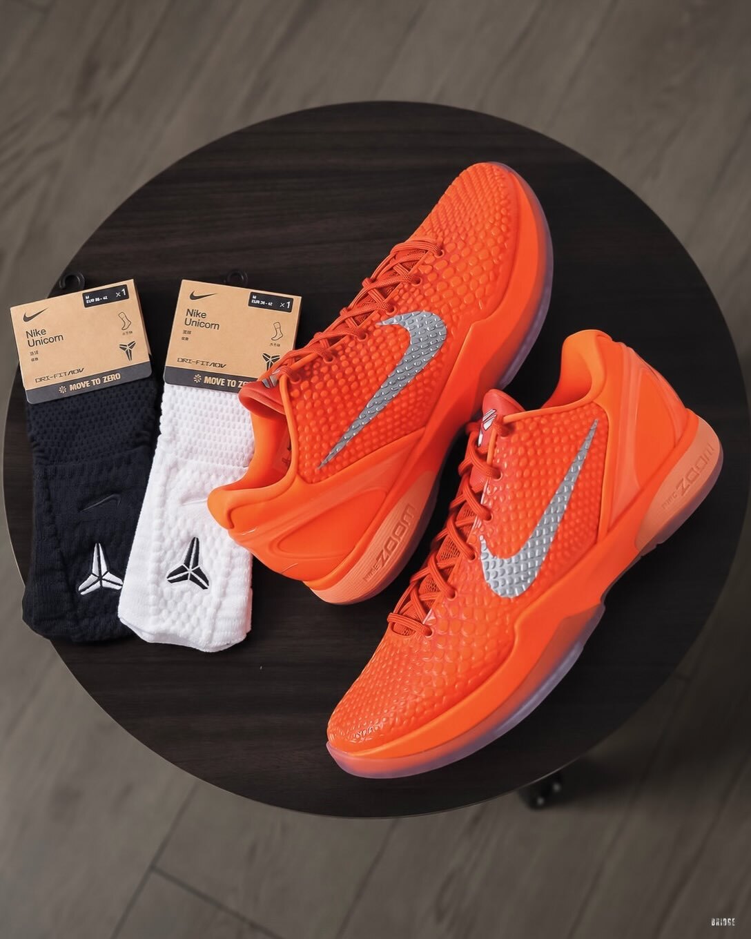 【逢甲 FUZZY】Nike Kobe Dri-Fit 舒適中筒 籃球襪 黑 白 II0378