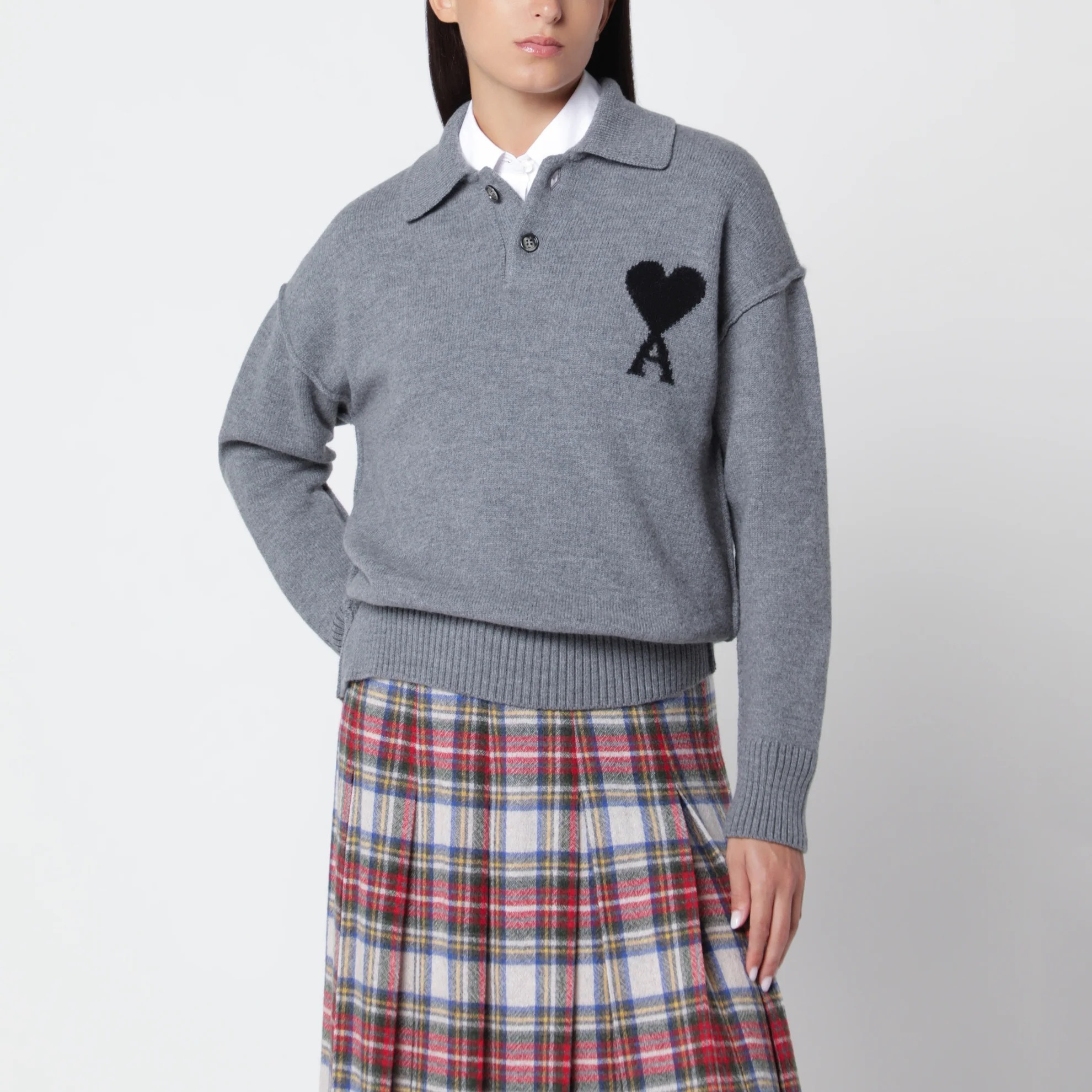 1FF0918-293 [AMI] 灰色 Ami de Cœur 羊毛 Polo 毛衣 #UPL409D018 (EU)