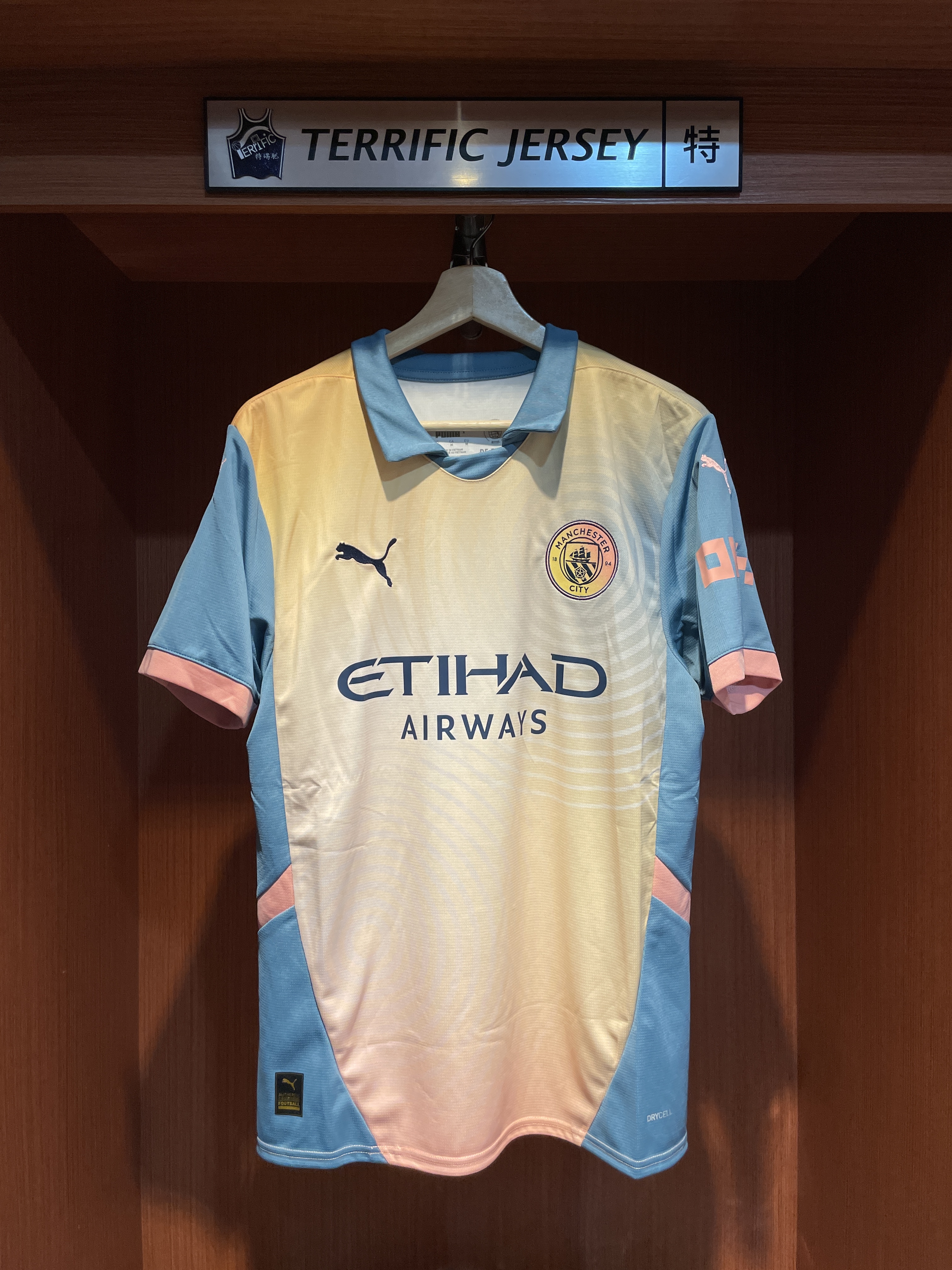 Premier League足球 Erling Haaland 曼徹斯特城 曼城  綠洲合唱團 Oasis 24-25 英超 Fourth Puma Replica Jersey 球迷版 燙印 全新