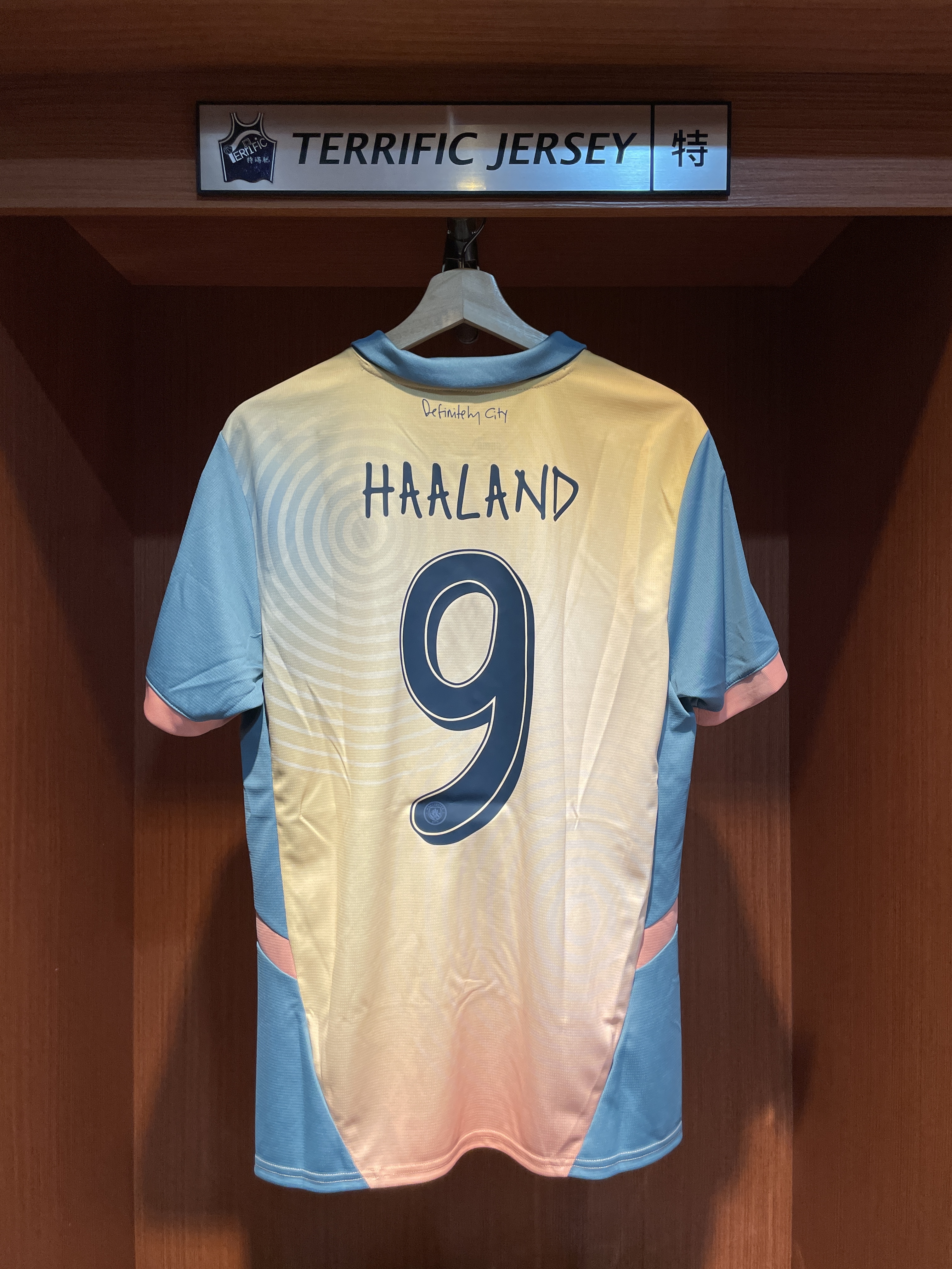 Premier League足球 Erling Haaland 曼徹斯特城 曼城  綠洲合唱團 Oasis 24-25 英超 Fourth Puma Replica Jersey 球迷版 燙印 全新