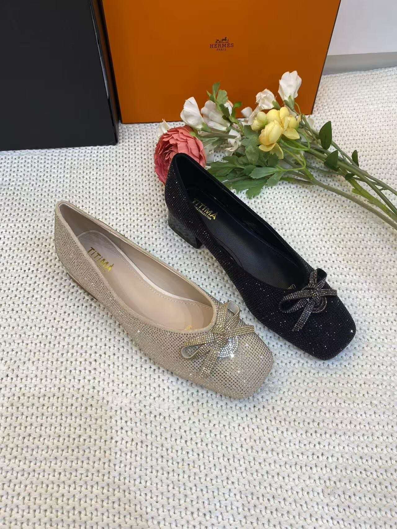 K1625 RM269 ▶️水鑽蝴蝶結方頭平底鞋 👉Size:225~245 跟高:cm